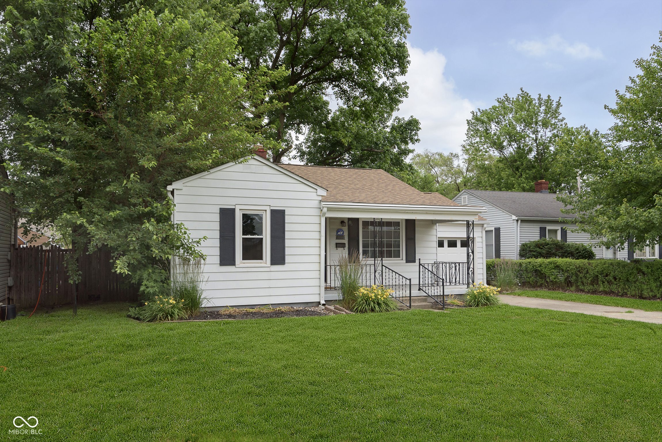 1921 Cunningham Road