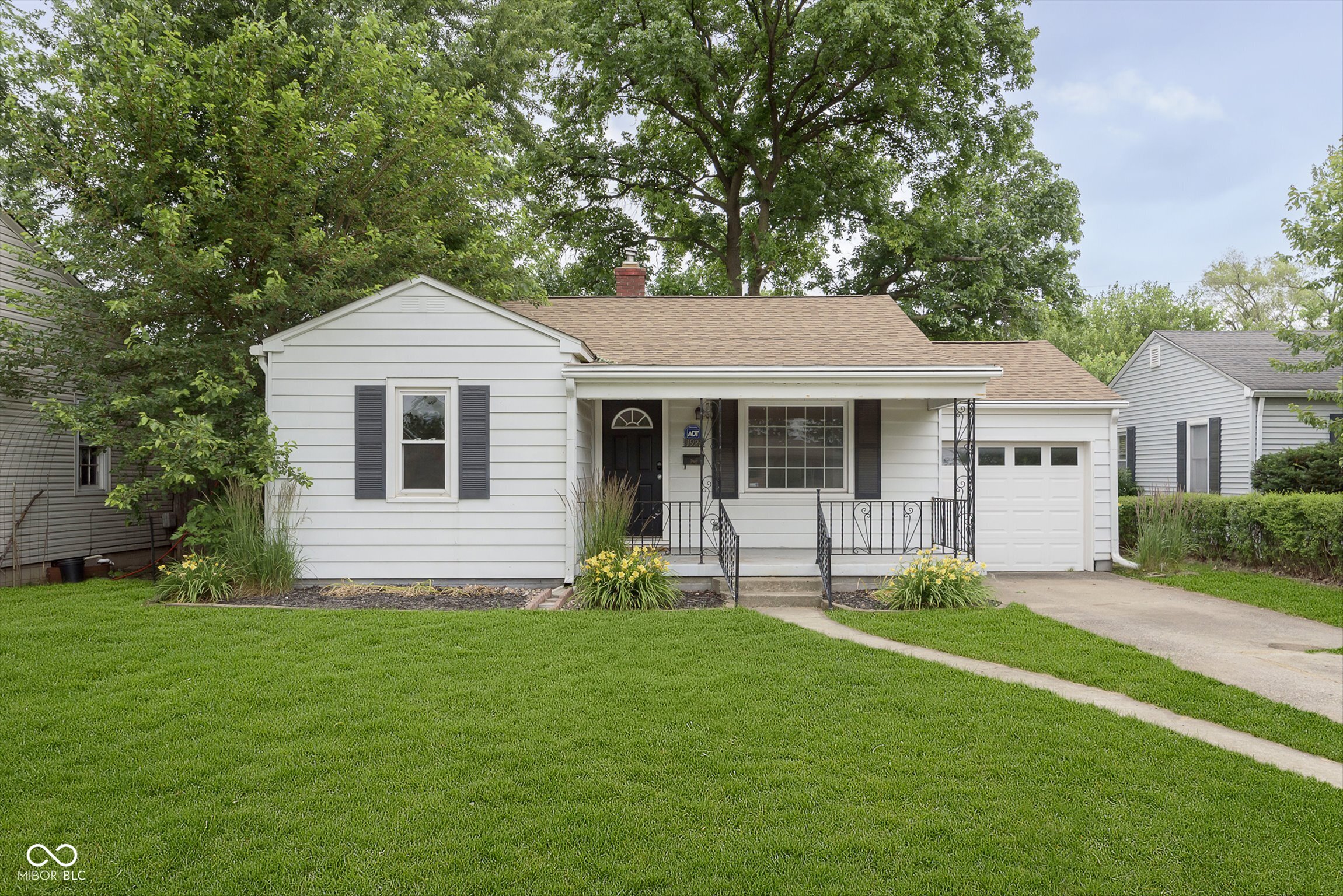 1921 Cunningham Road