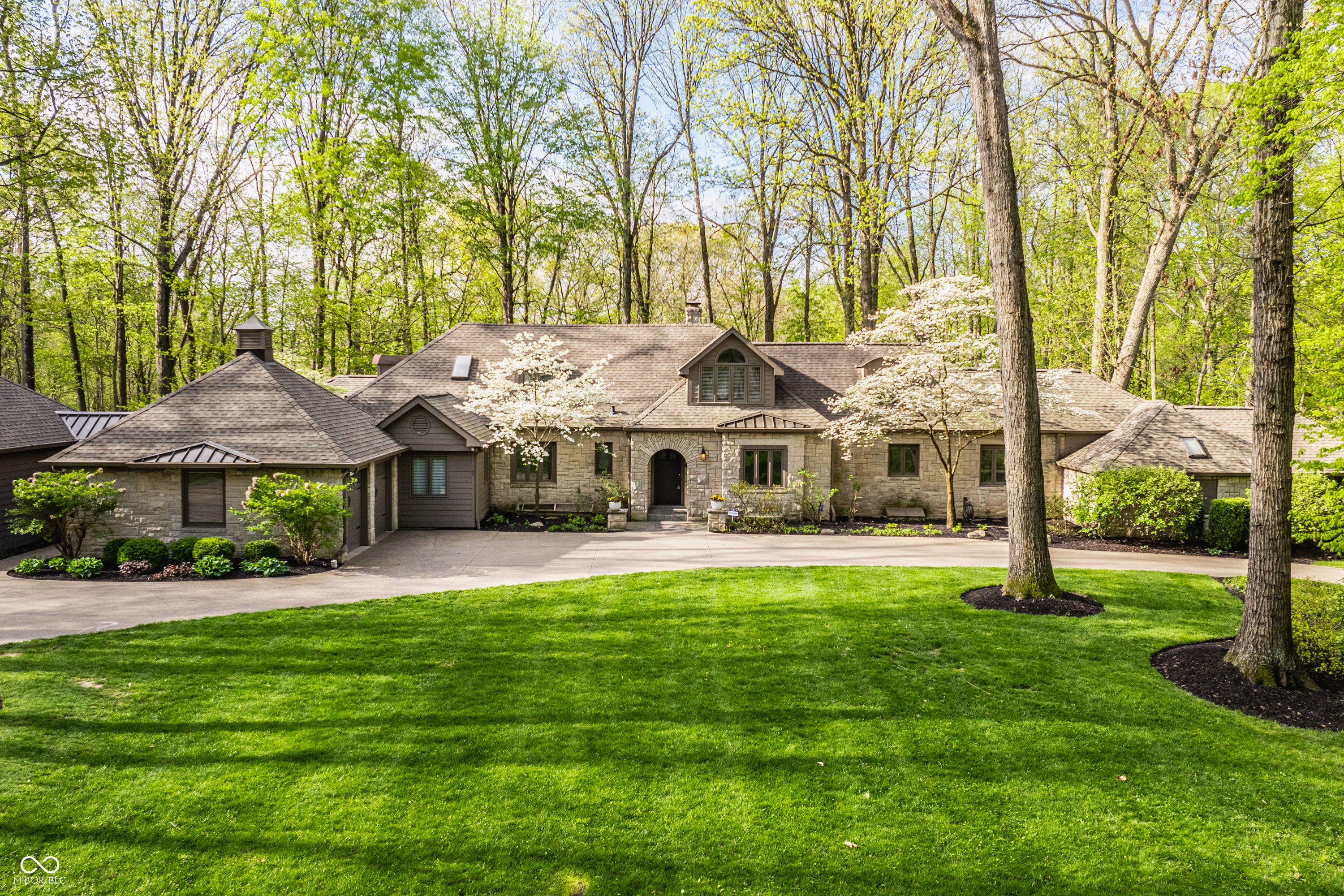 1607 Northwood Drive