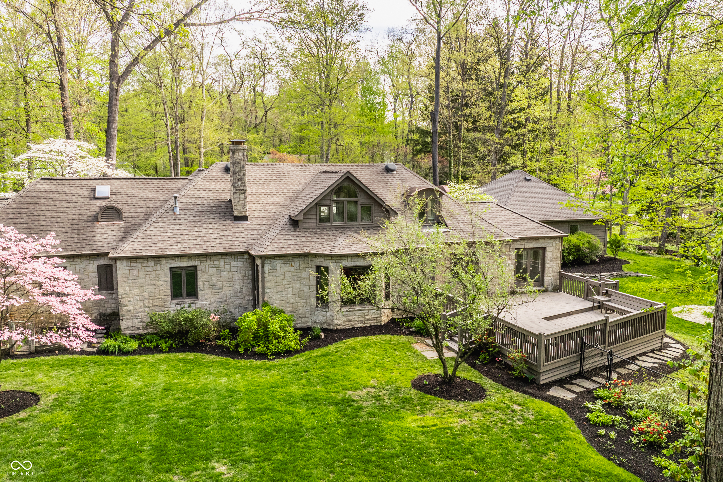 1607 Northwood Drive