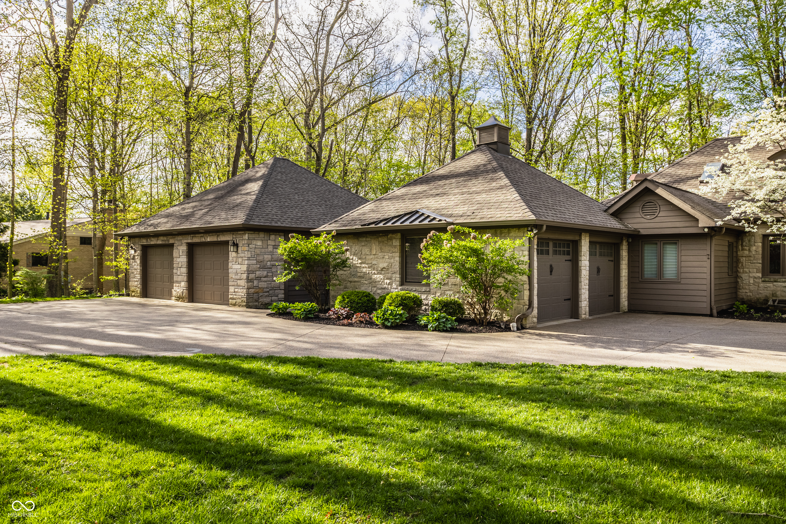 1607 Northwood Drive