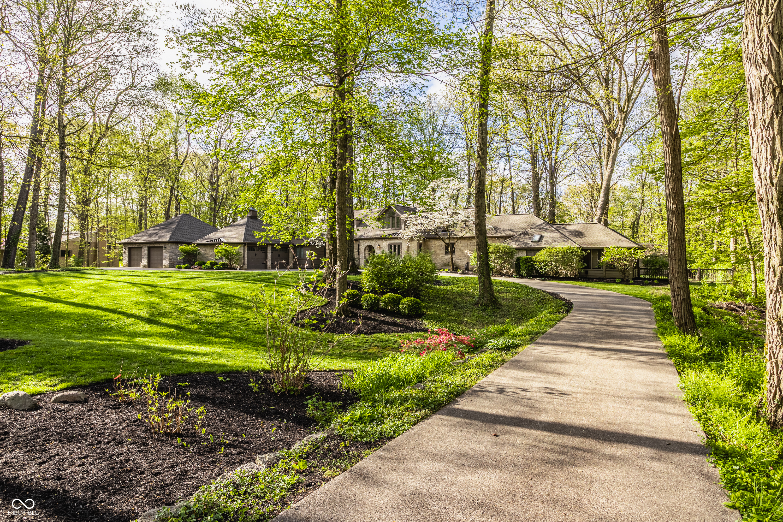 1607 Northwood Drive