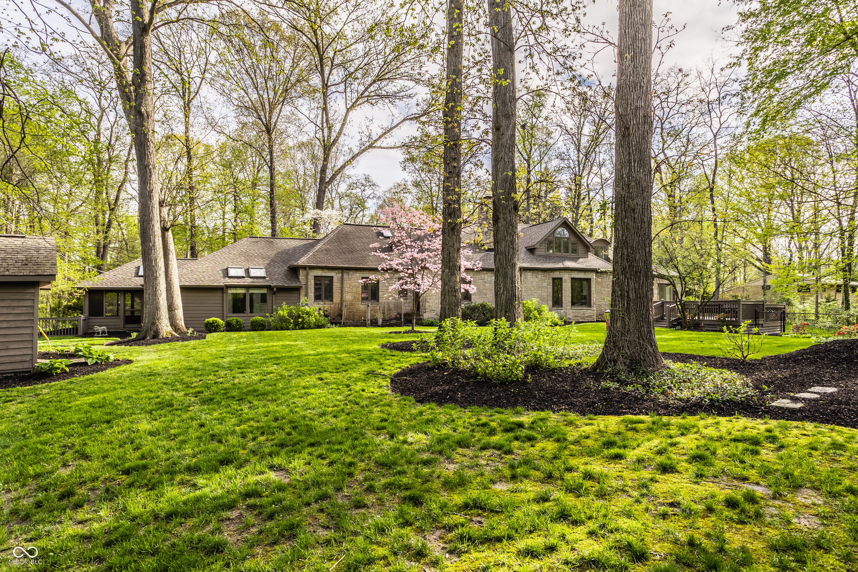 1607 Northwood Drive