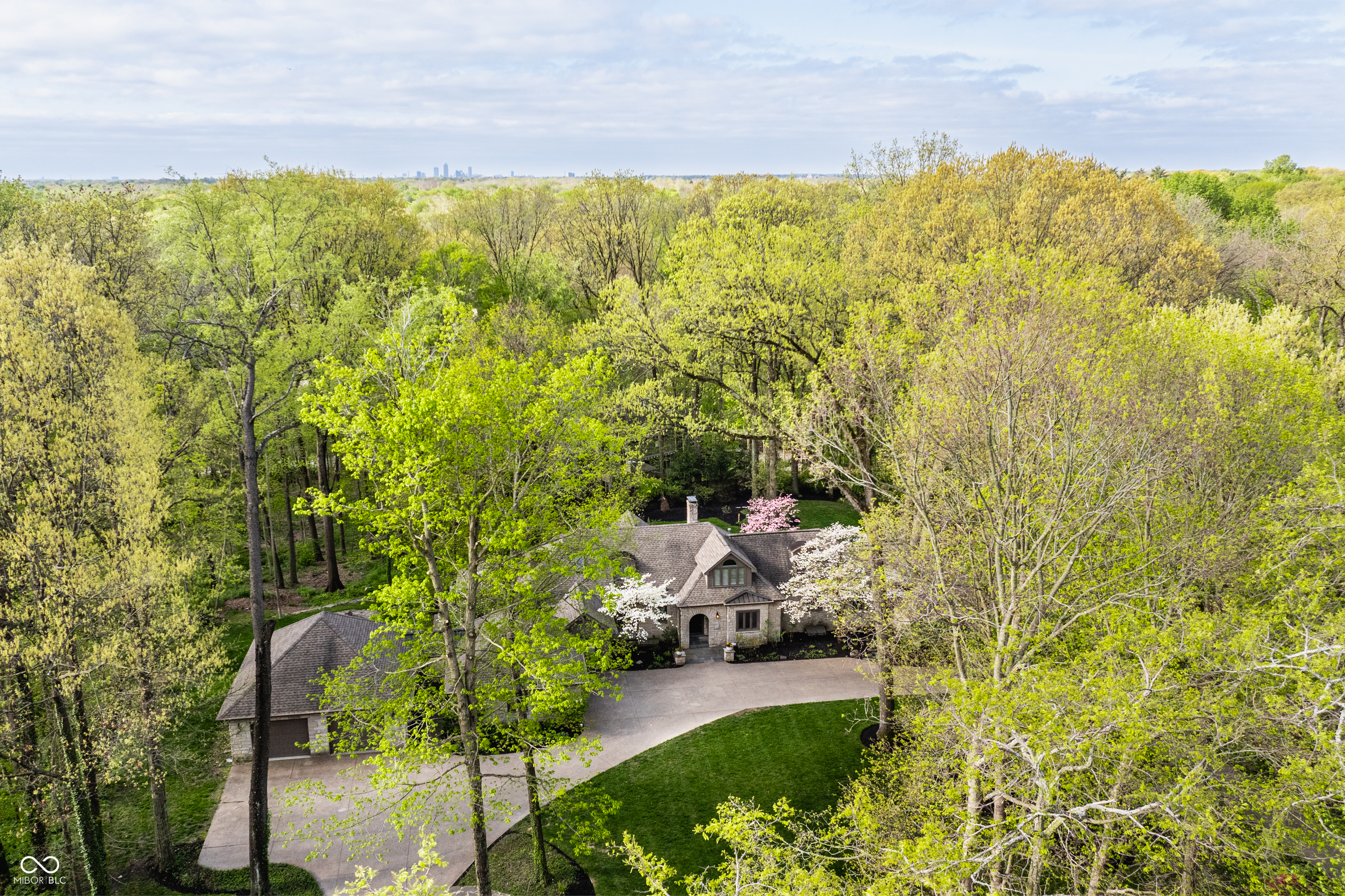 1607 Northwood Drive