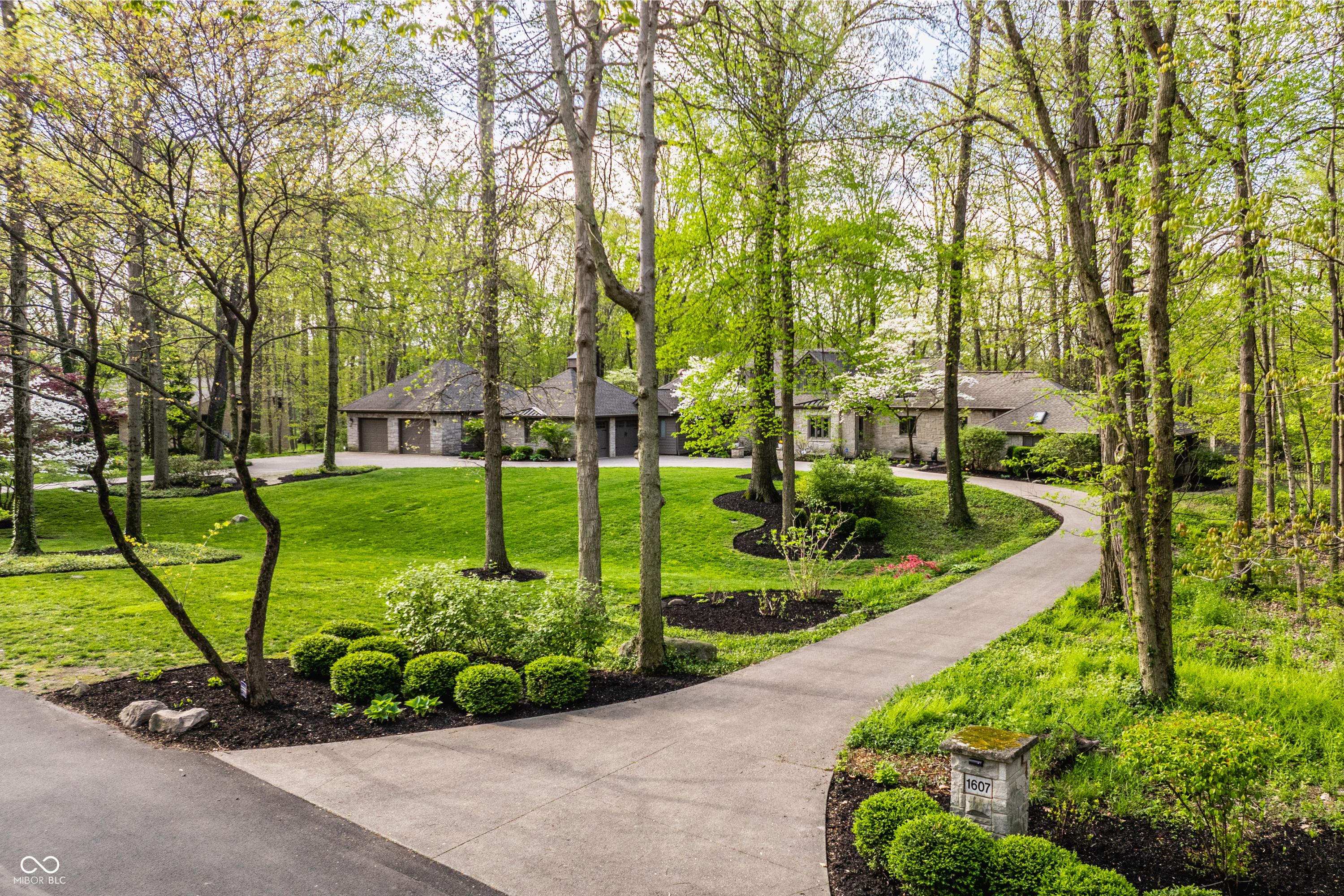 1607 Northwood Drive