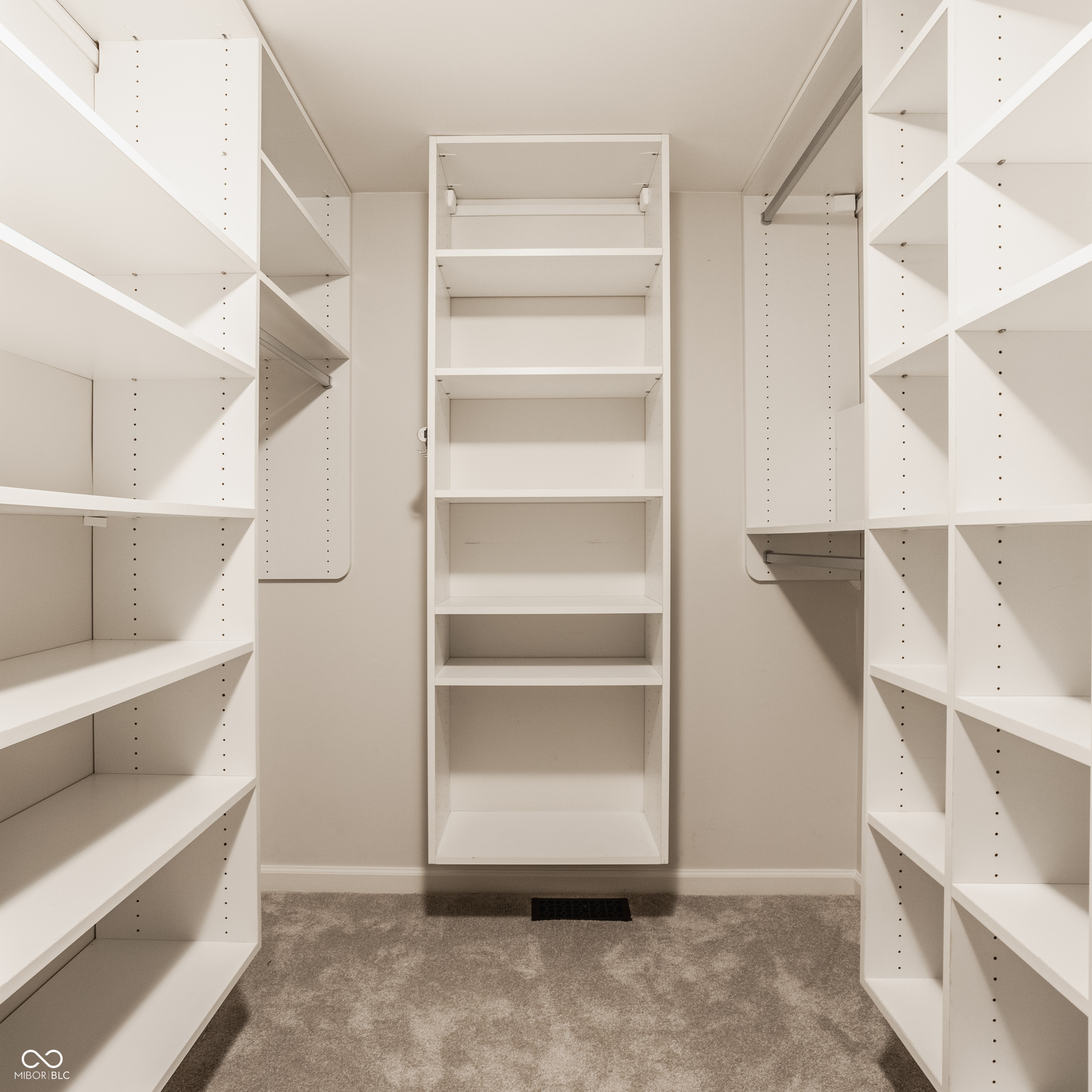 1607 Northwood Drive