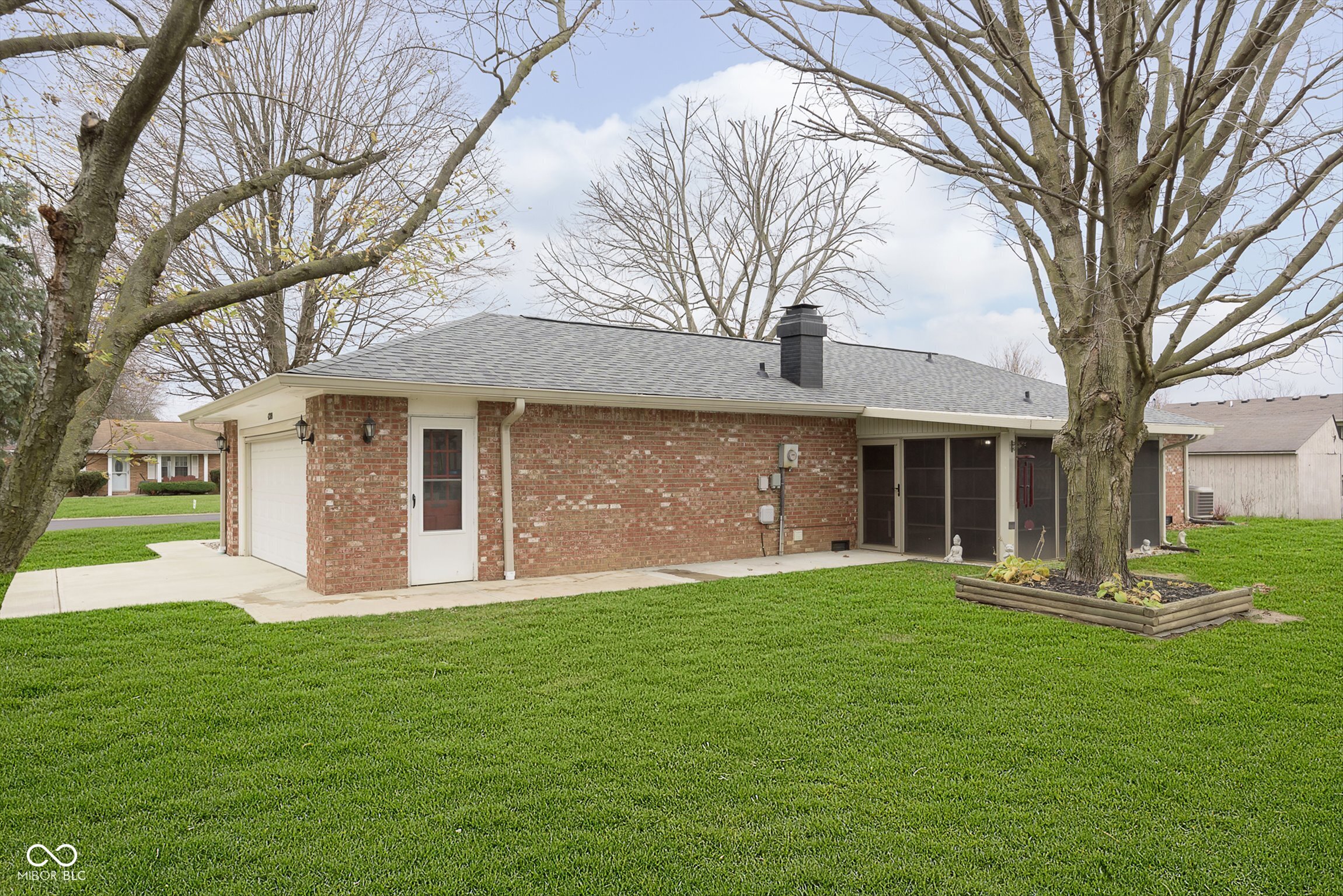 4308 Forest Terrace