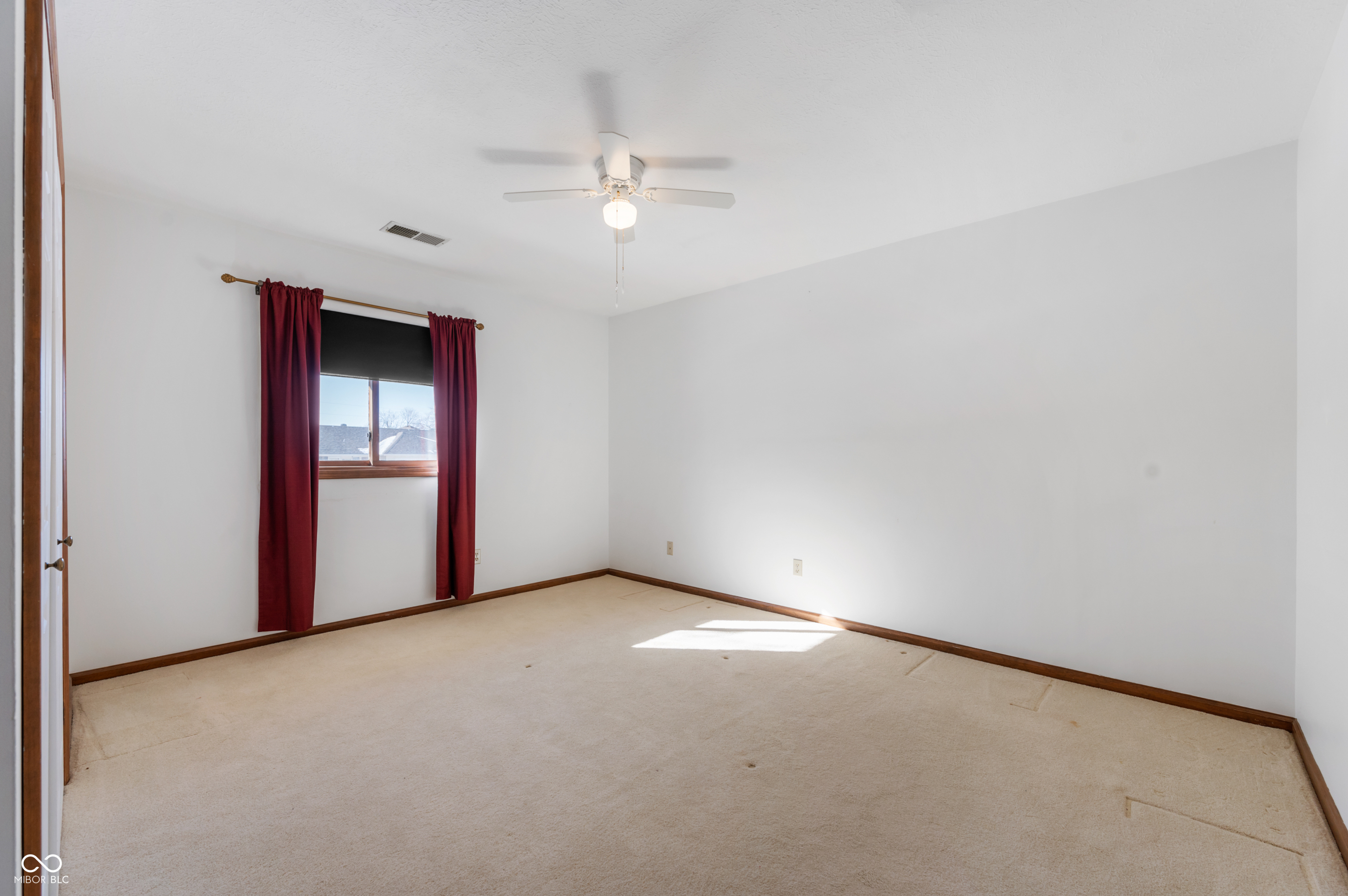 1902 Alhambra Drive
