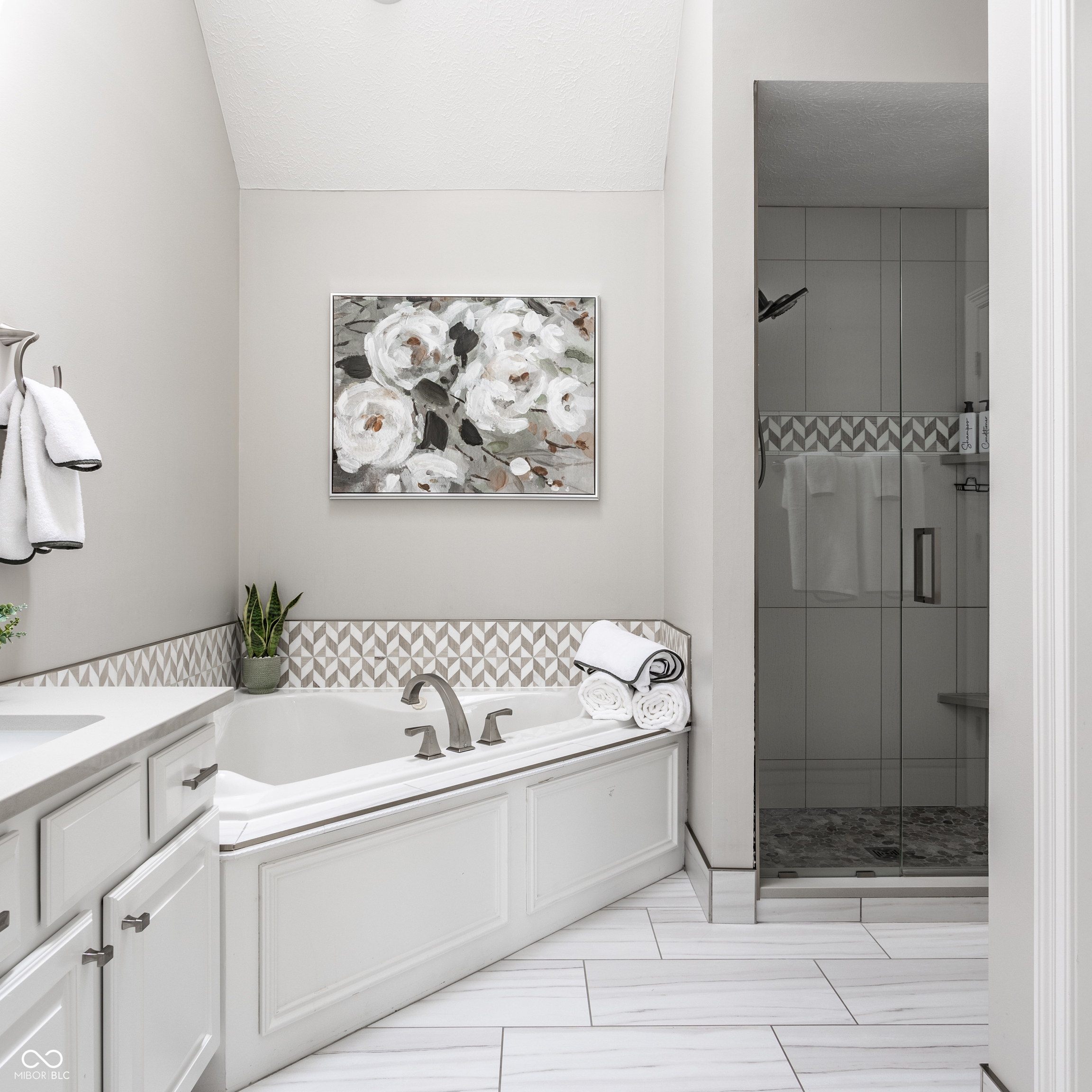 7326 Elm Ridge Drive