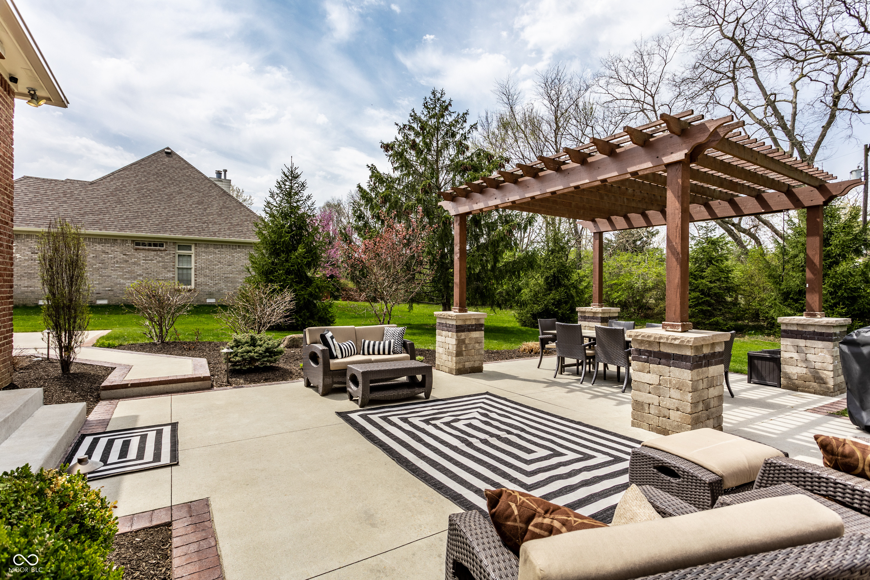 7326 Elm Ridge Drive