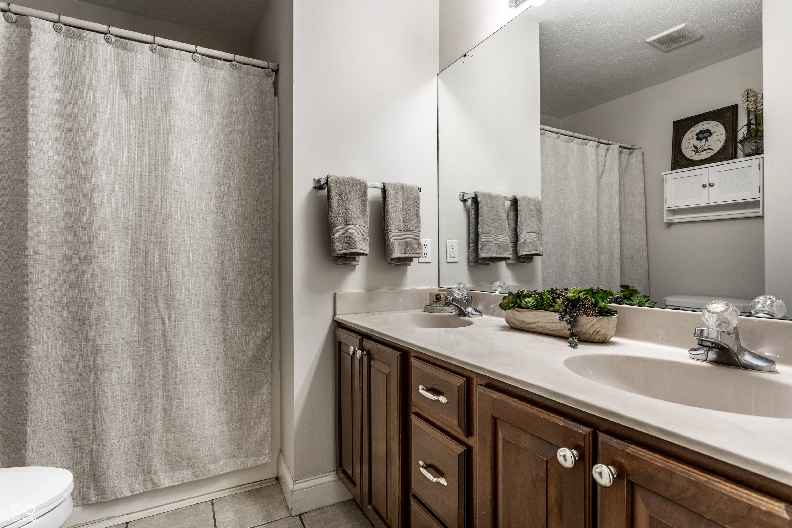 7326 Elm Ridge Drive