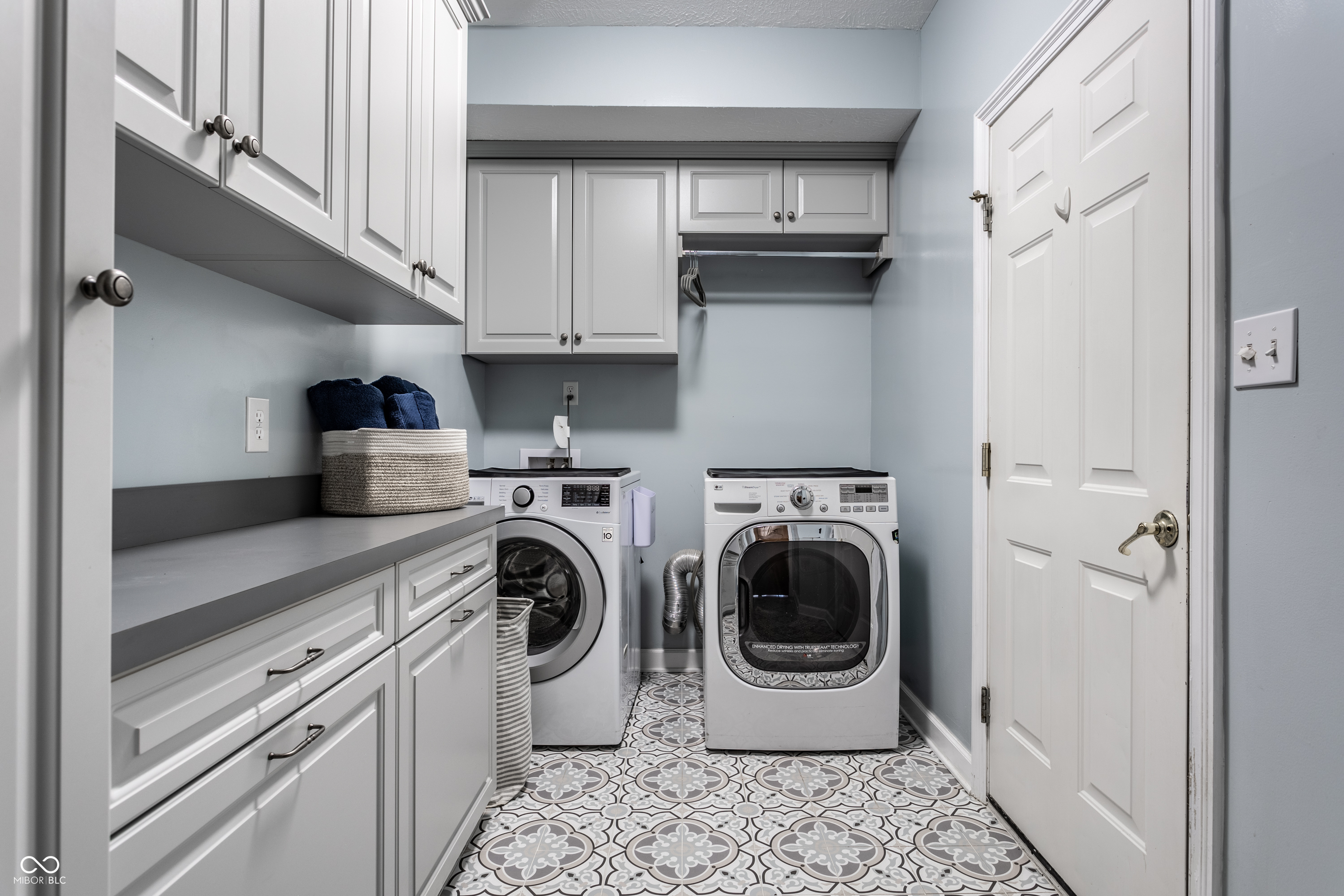 7326 Elm Ridge Drive