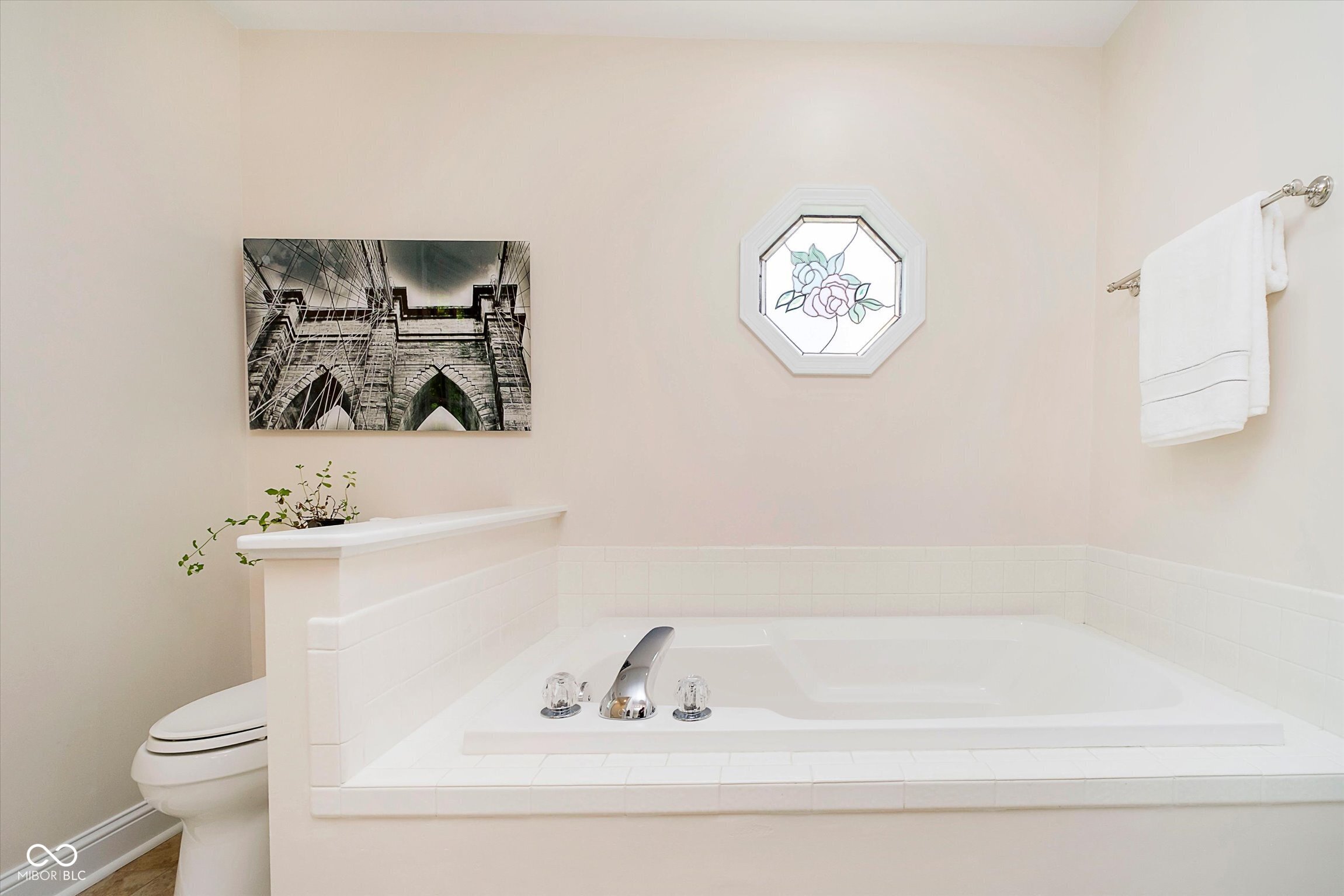 13559 Kensington Place