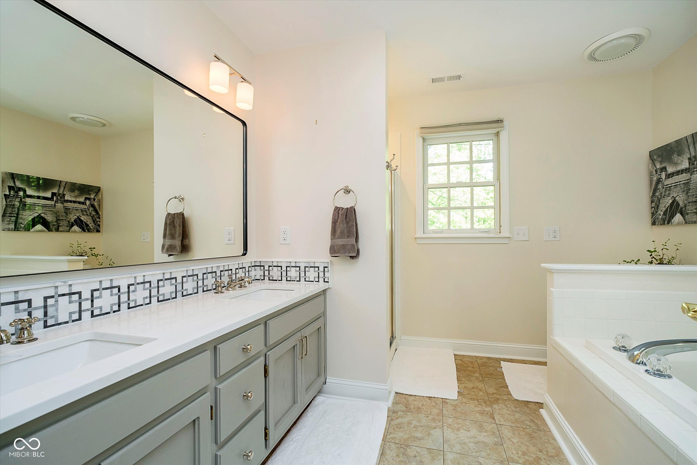 13559 Kensington Place