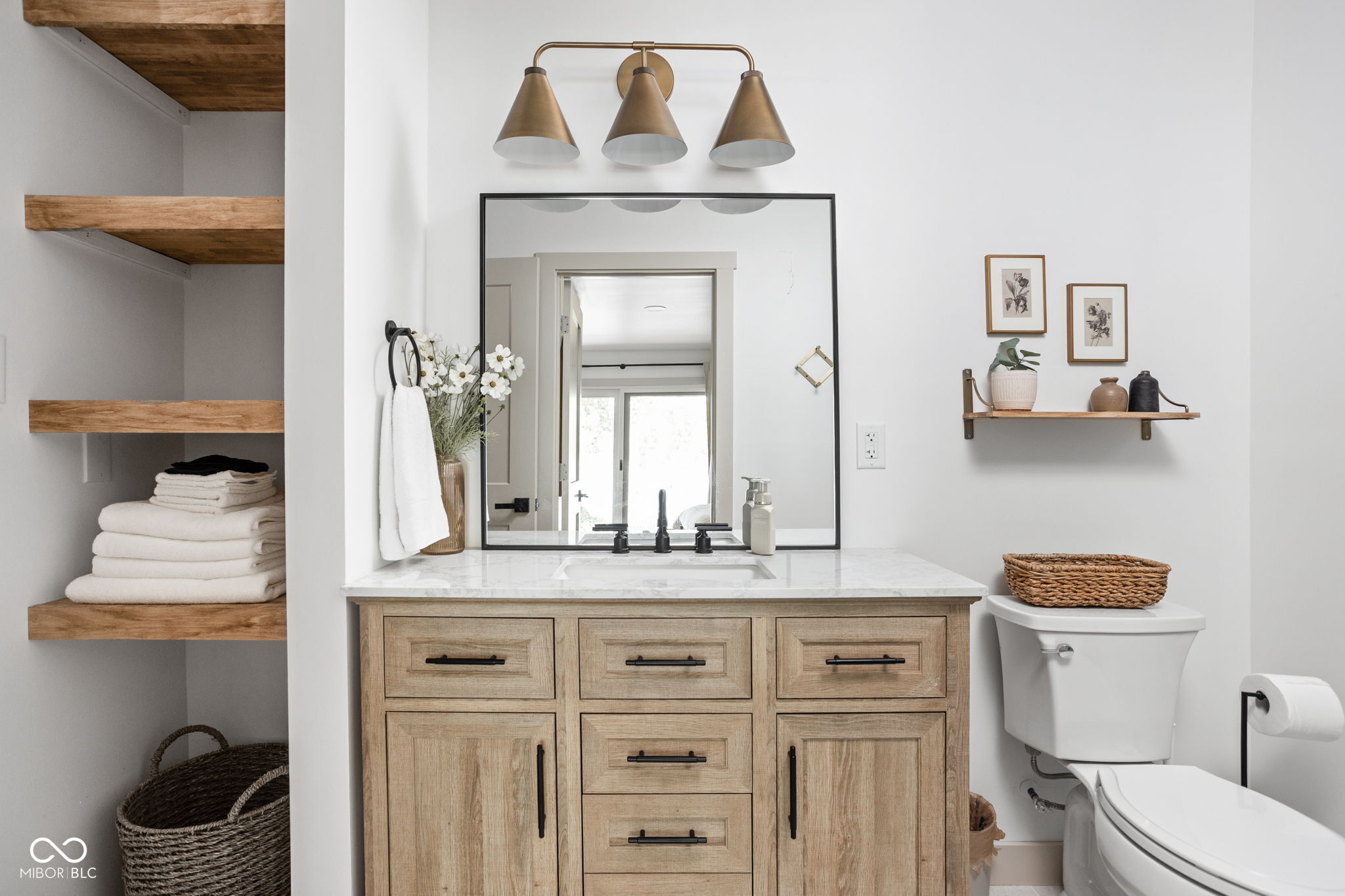 1709 Mulberry Circle