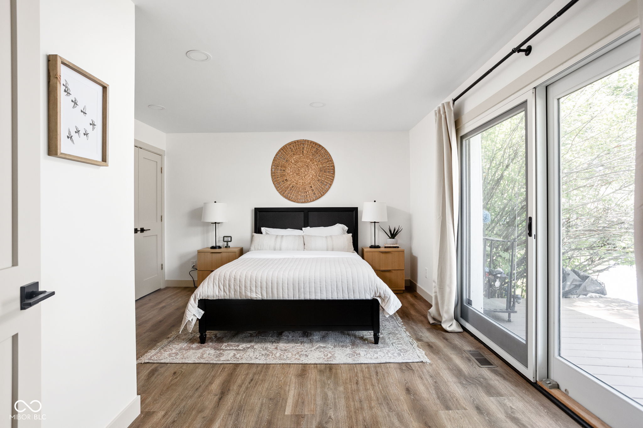 1709 Mulberry Circle