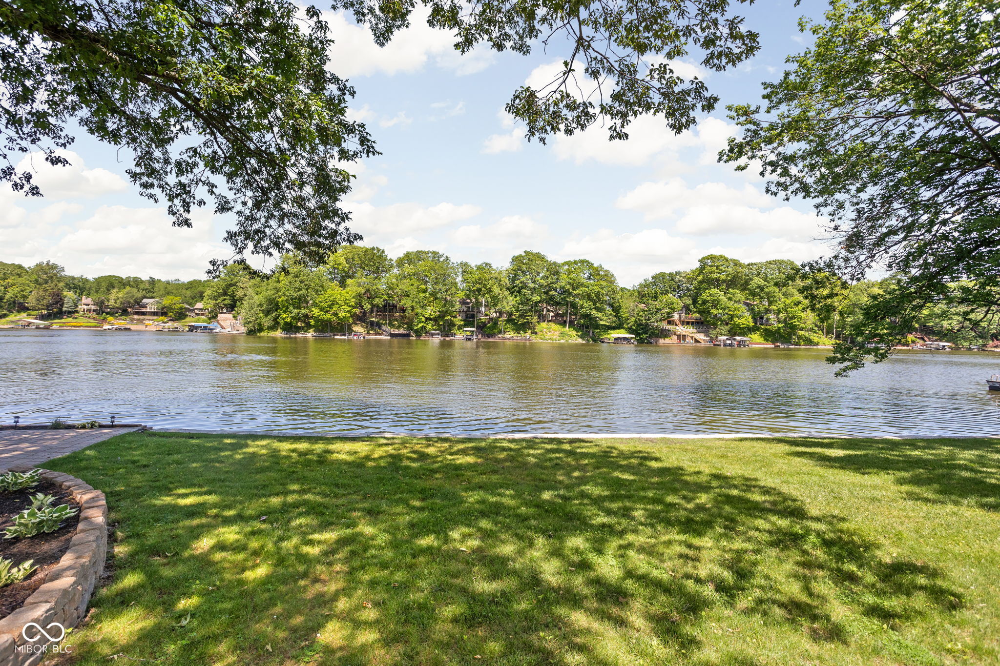 1709 Mulberry Circle