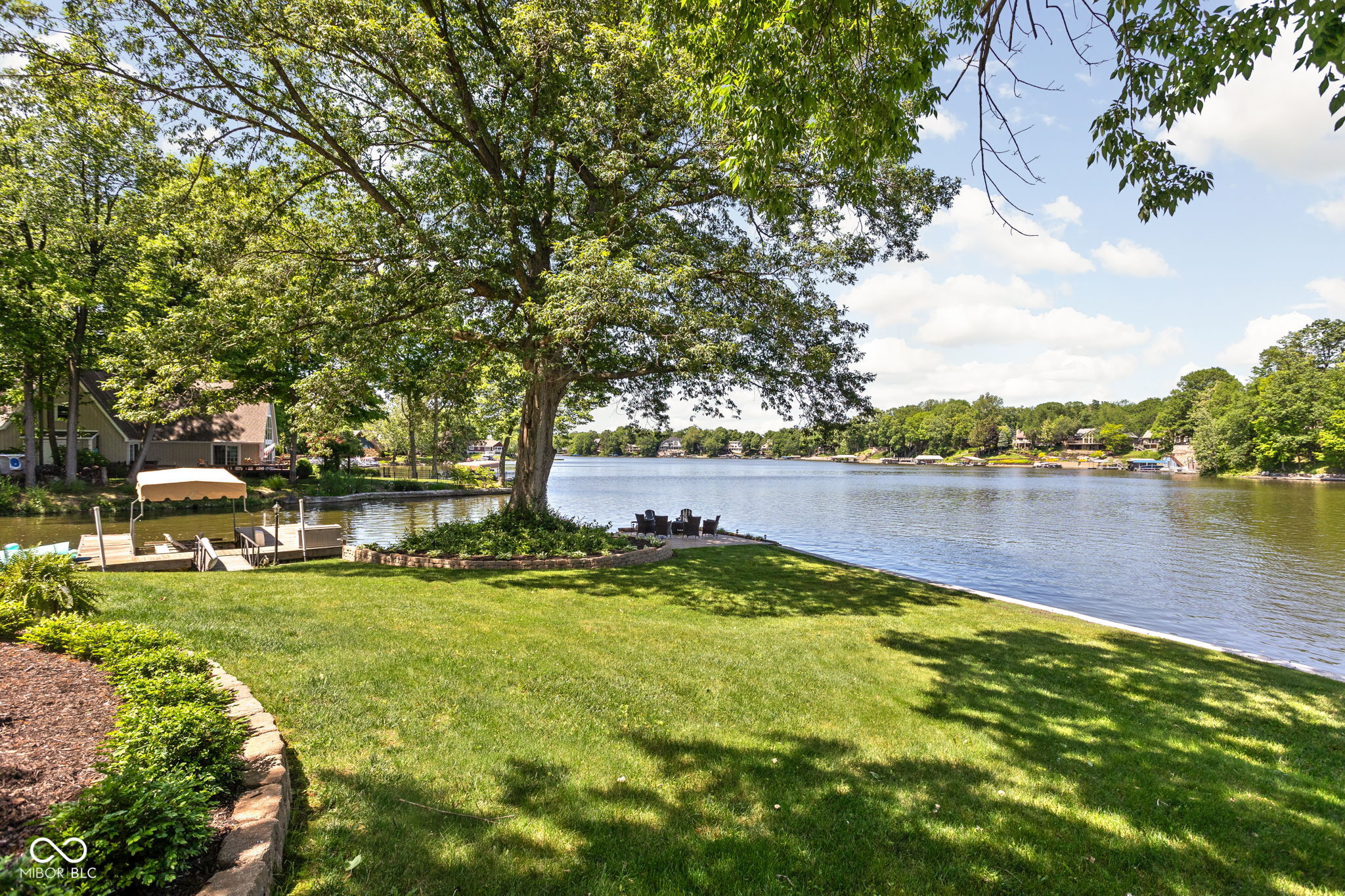 1709 Mulberry Circle