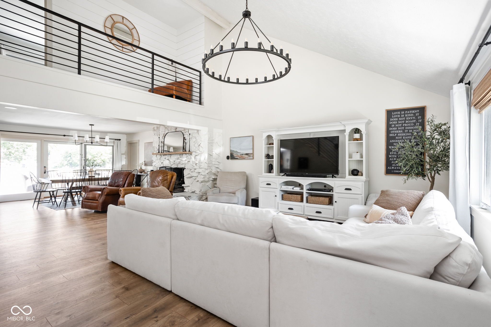 1709 Mulberry Circle