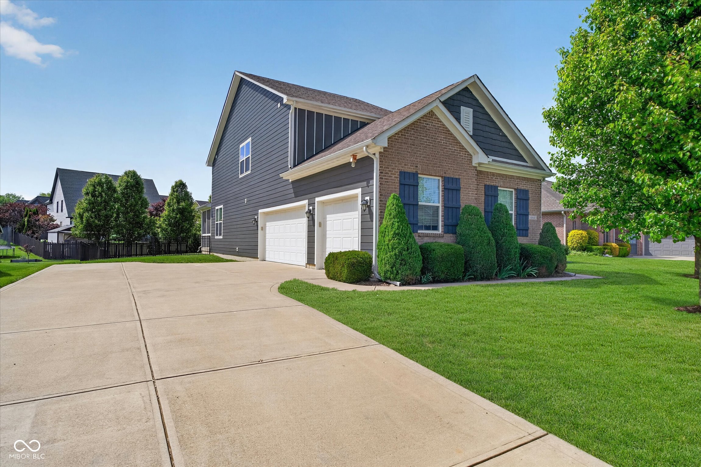 4000 W Morse Drive