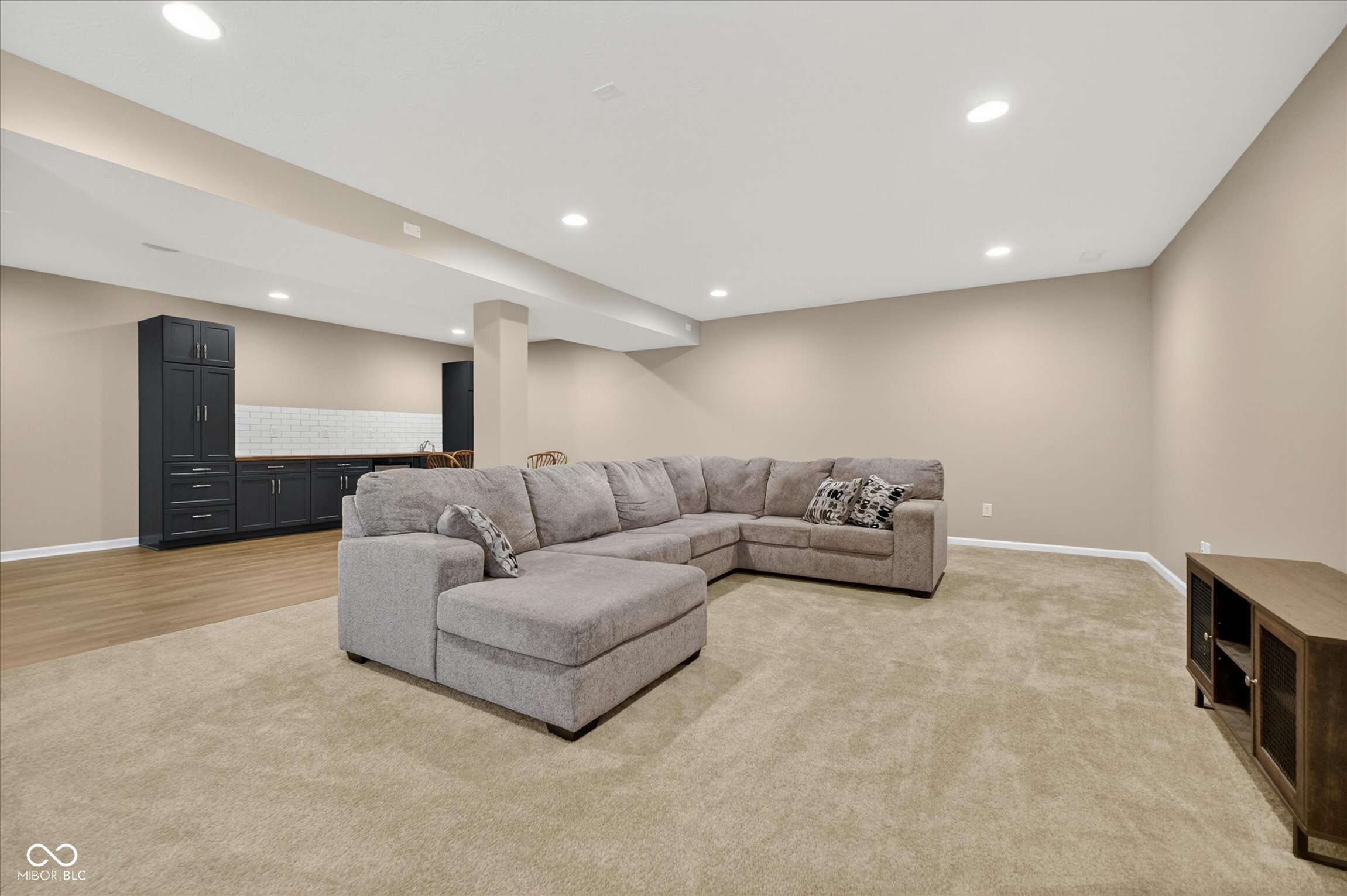 4000 W Morse Drive