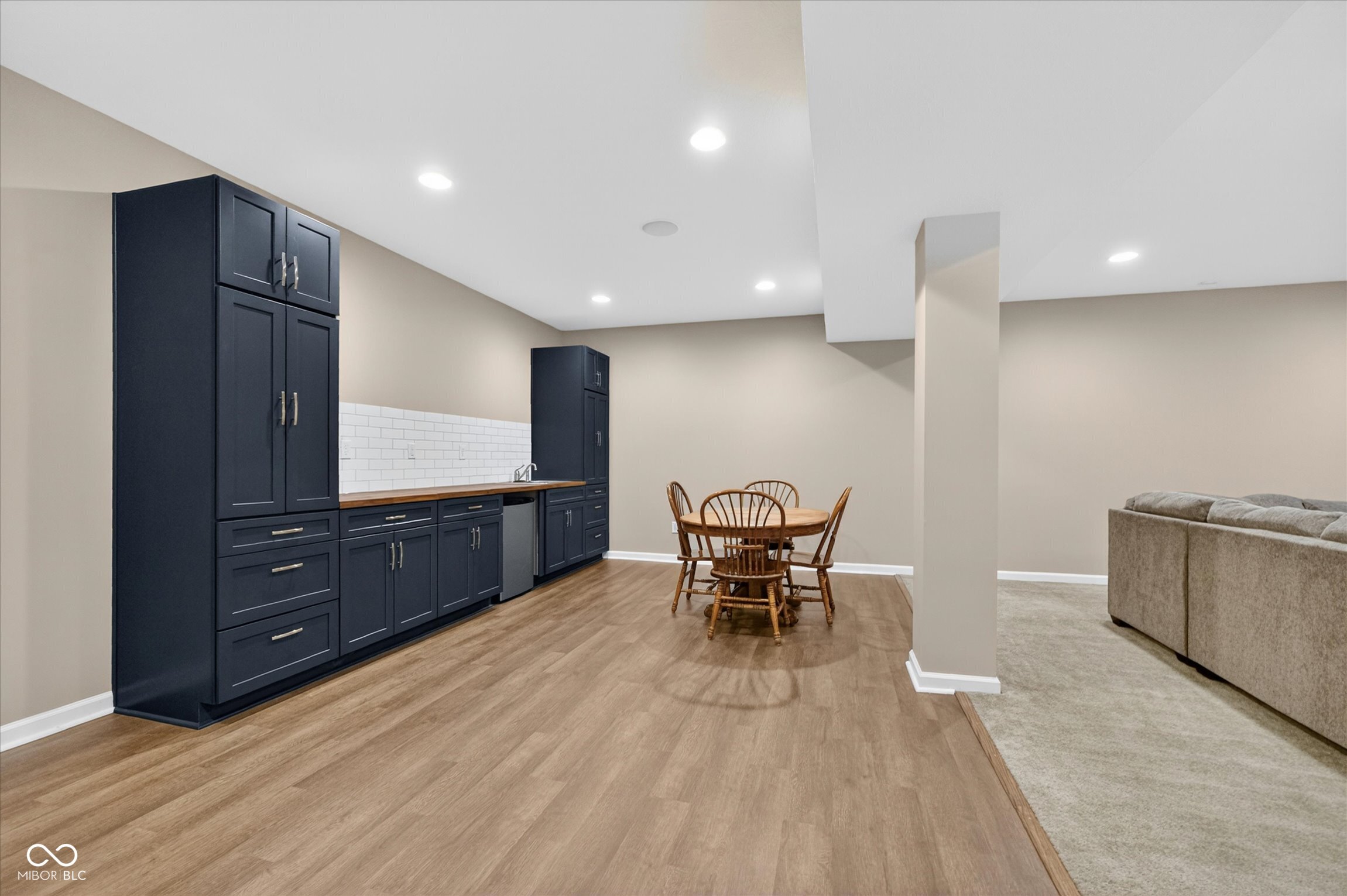 4000 W Morse Drive