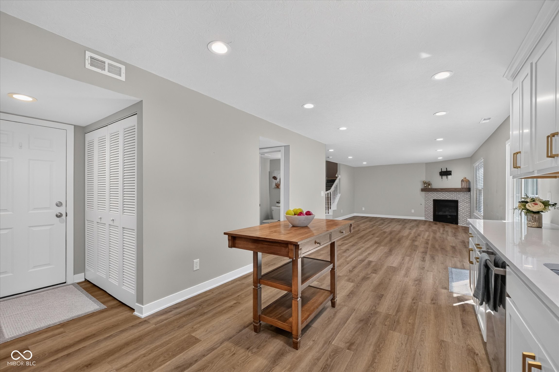 3731 Challenger Drive