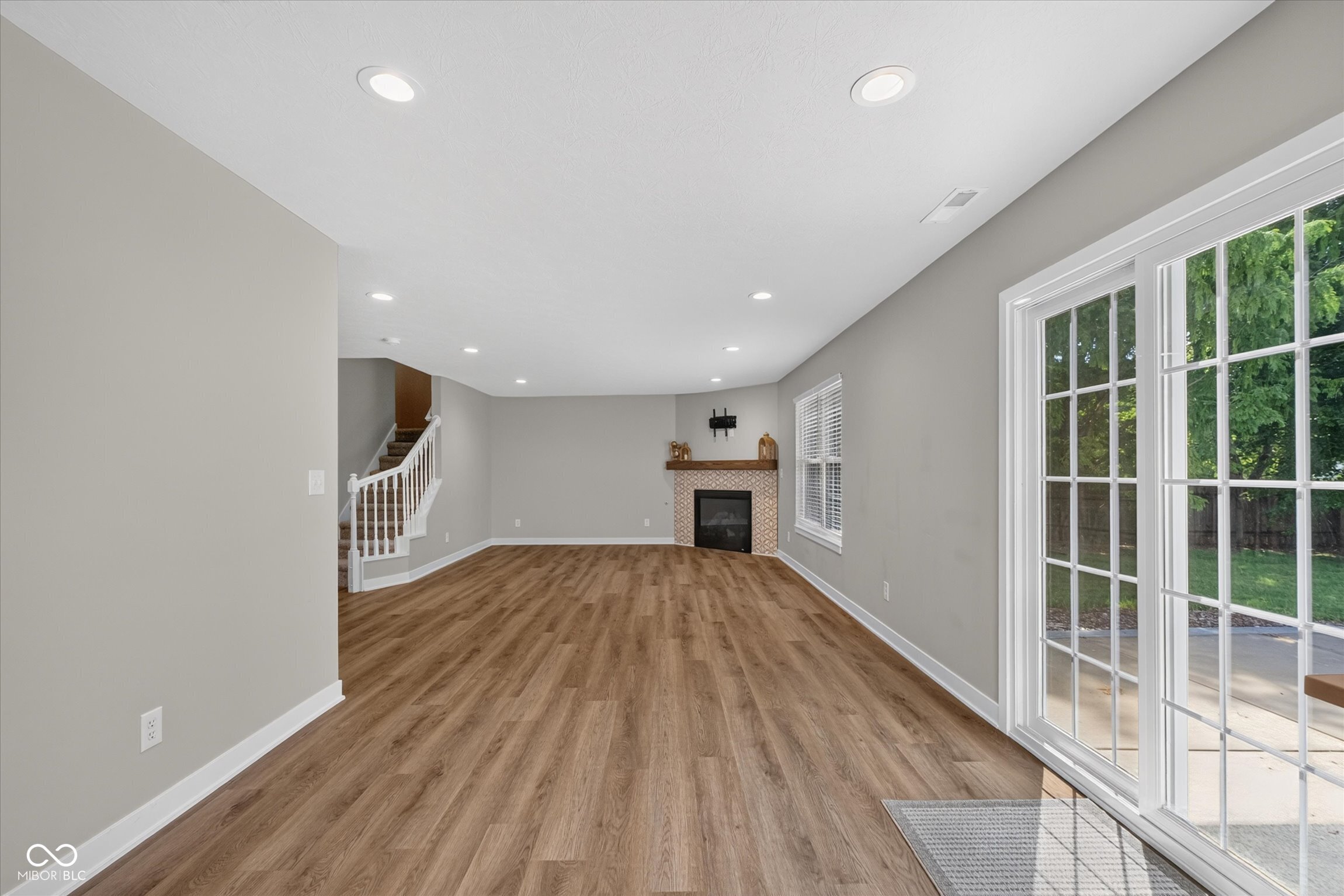 3731 Challenger Drive