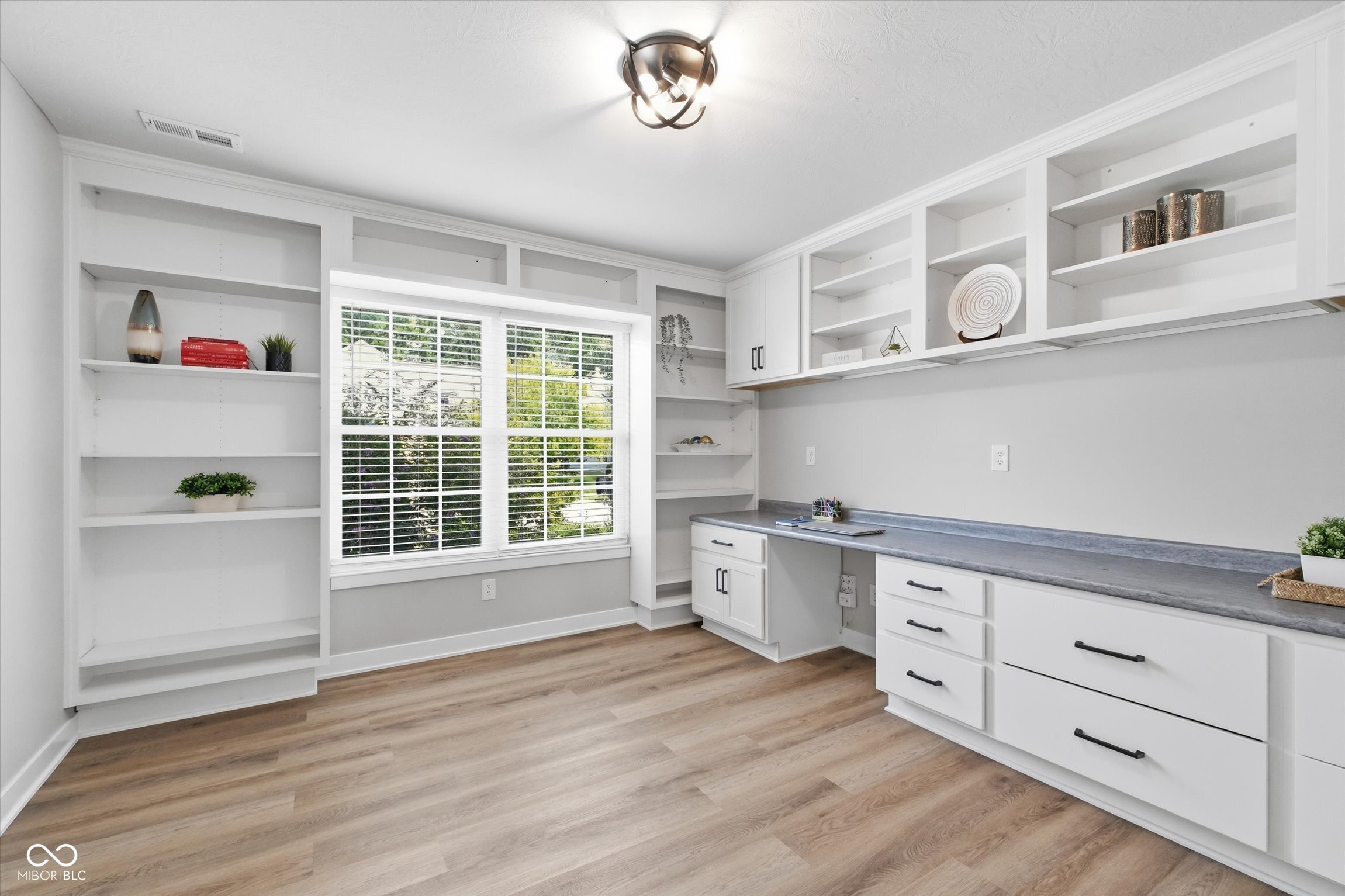 3731 Challenger Drive