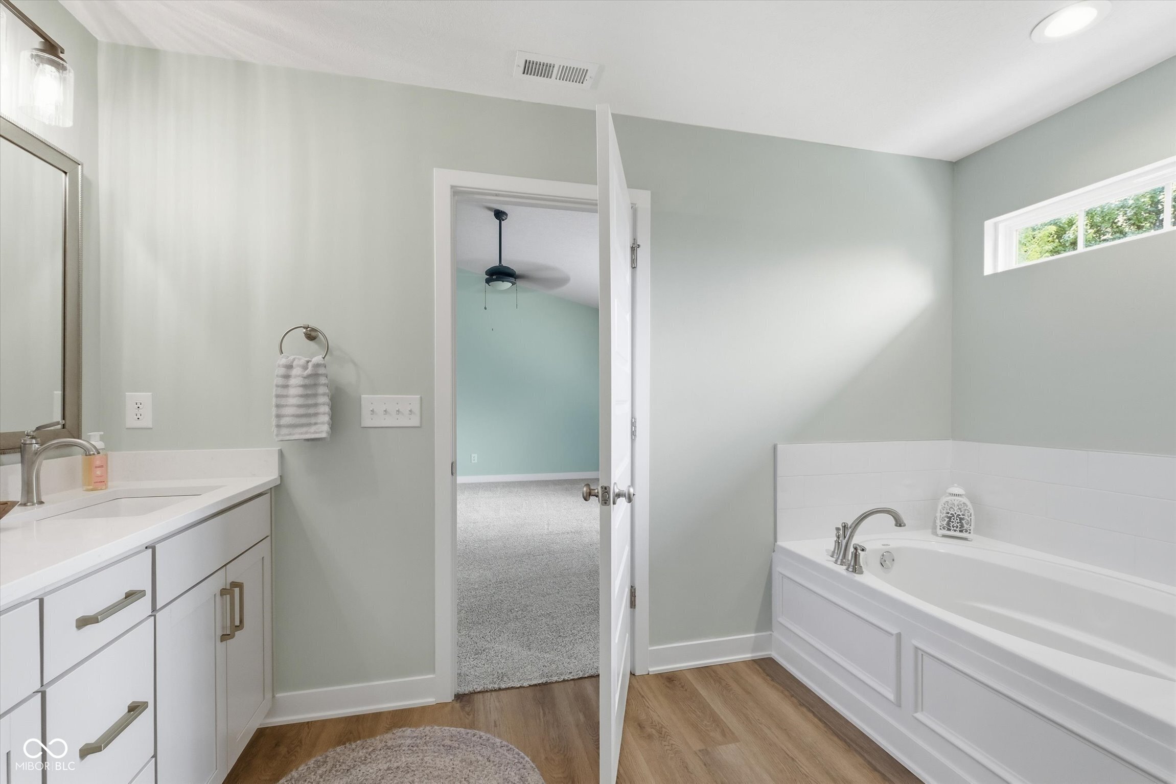 3731 Challenger Drive