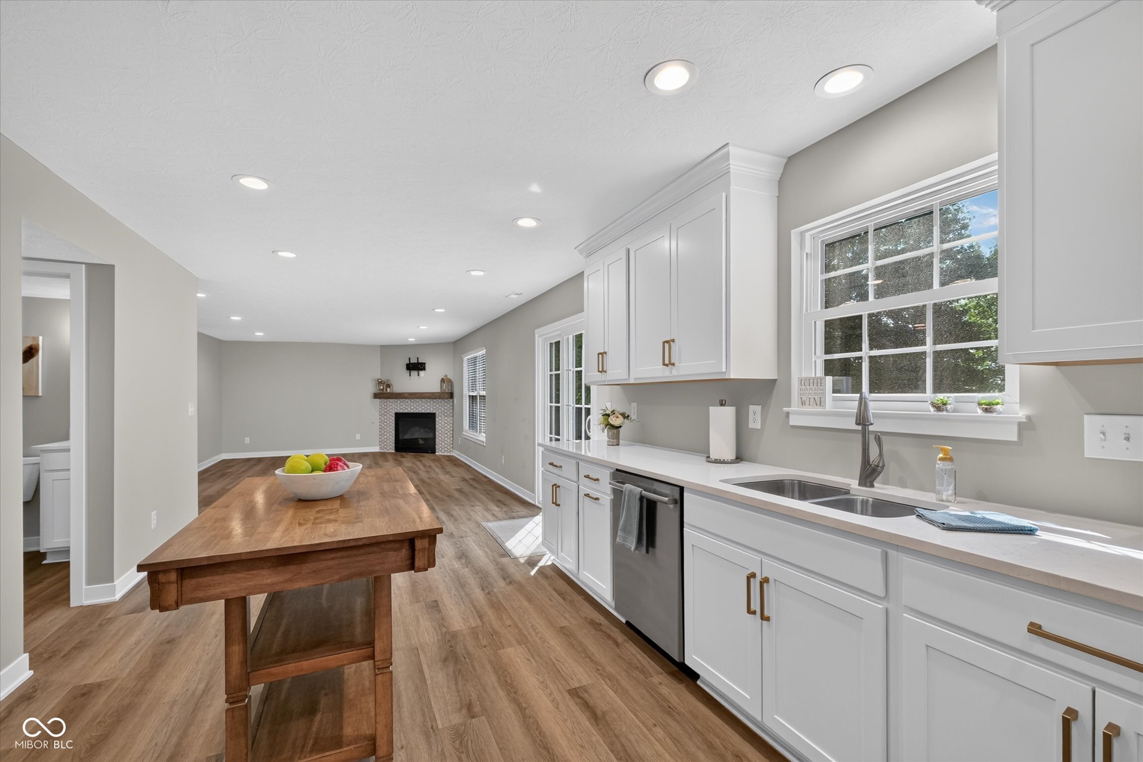 3731 Challenger Drive