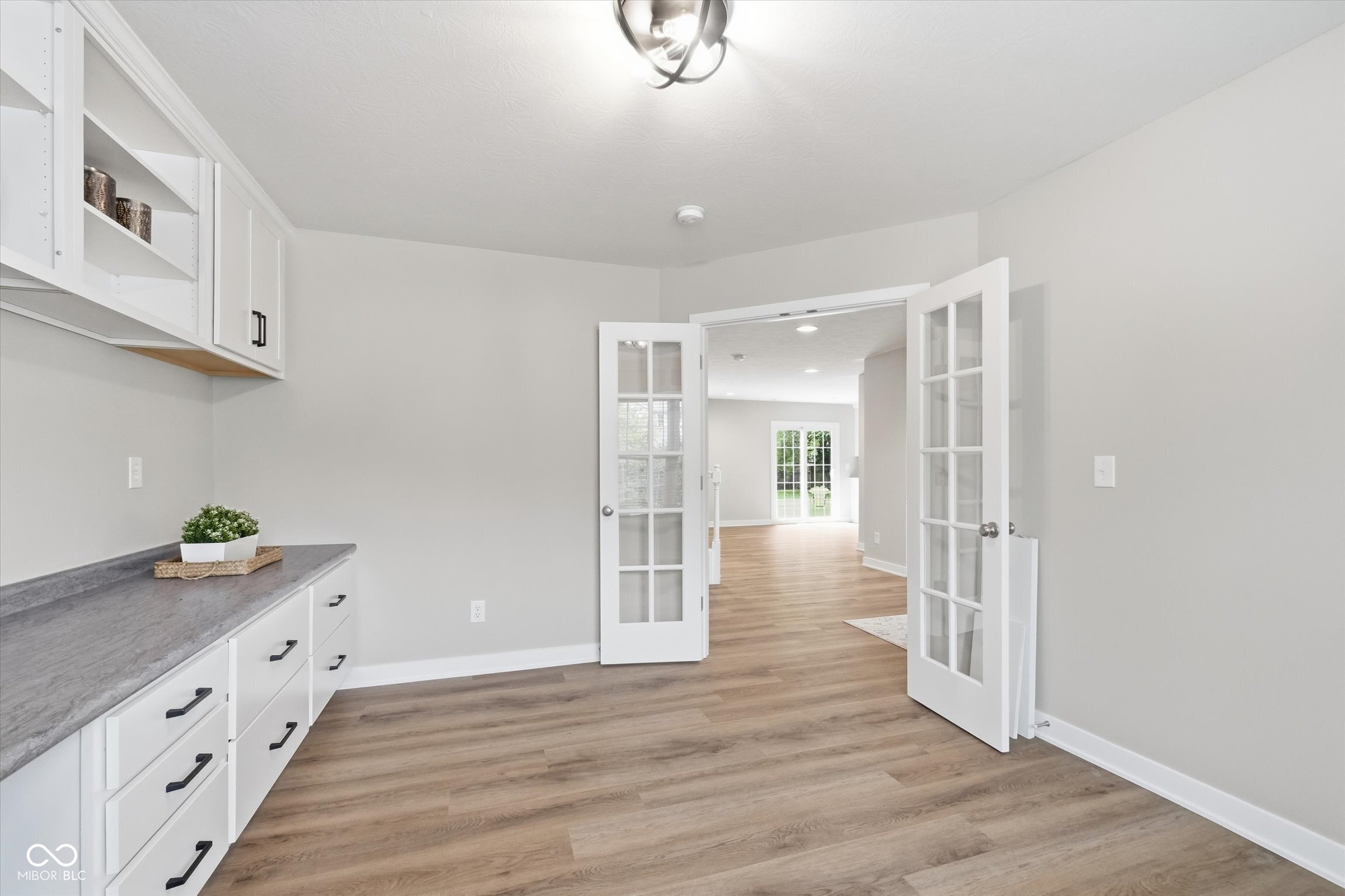 3731 Challenger Drive