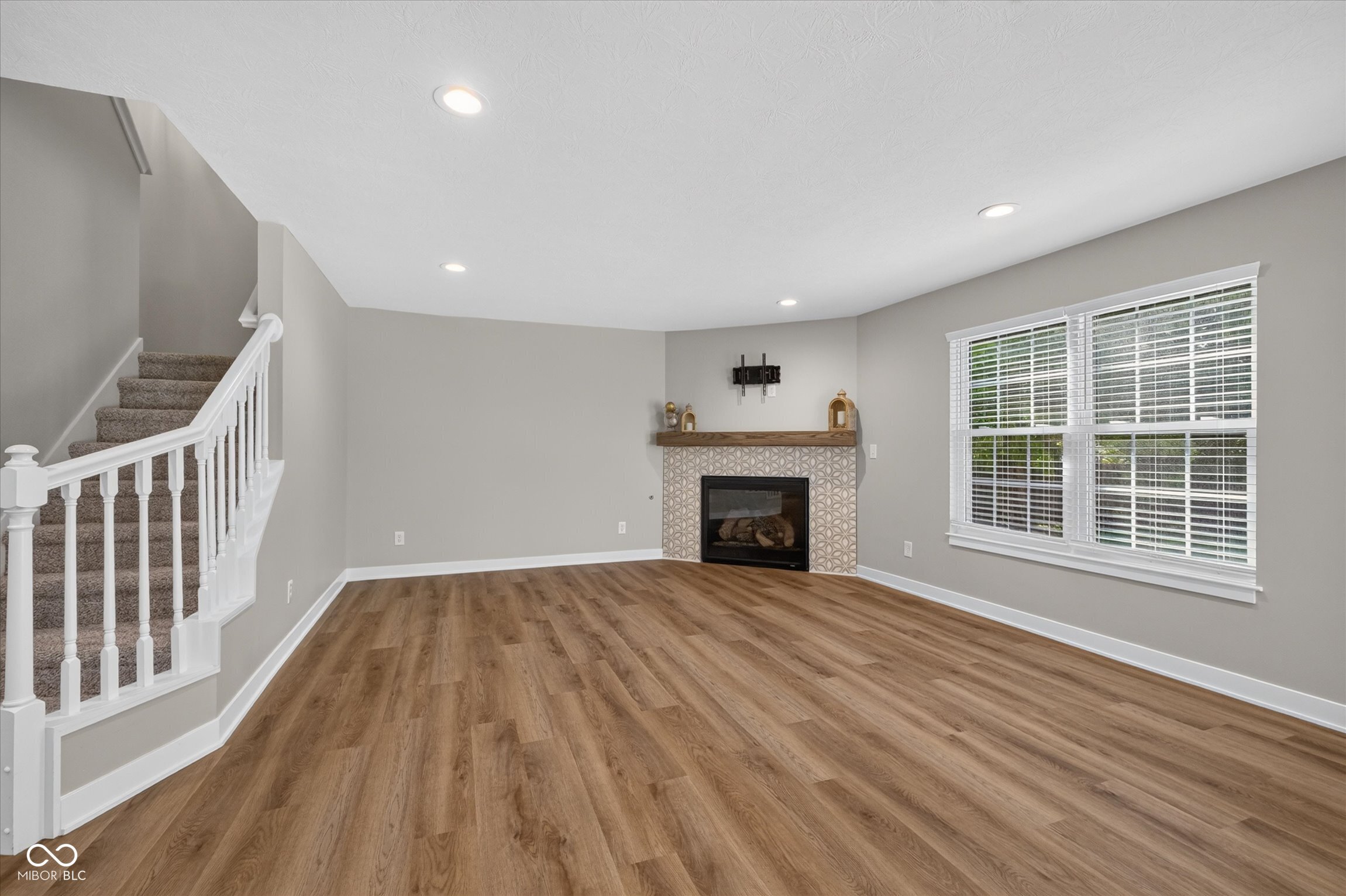 3731 Challenger Drive
