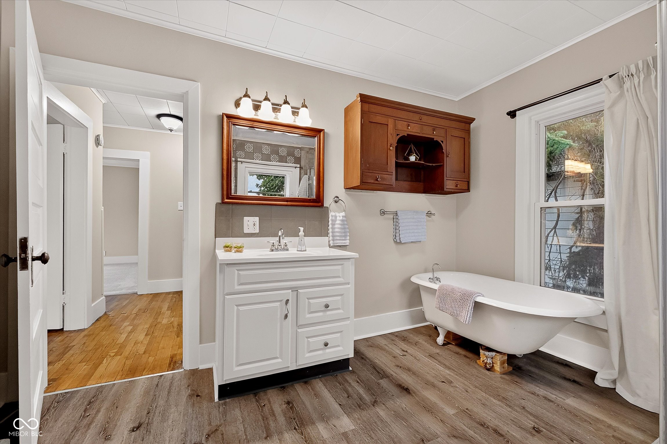 154 N 11th Street