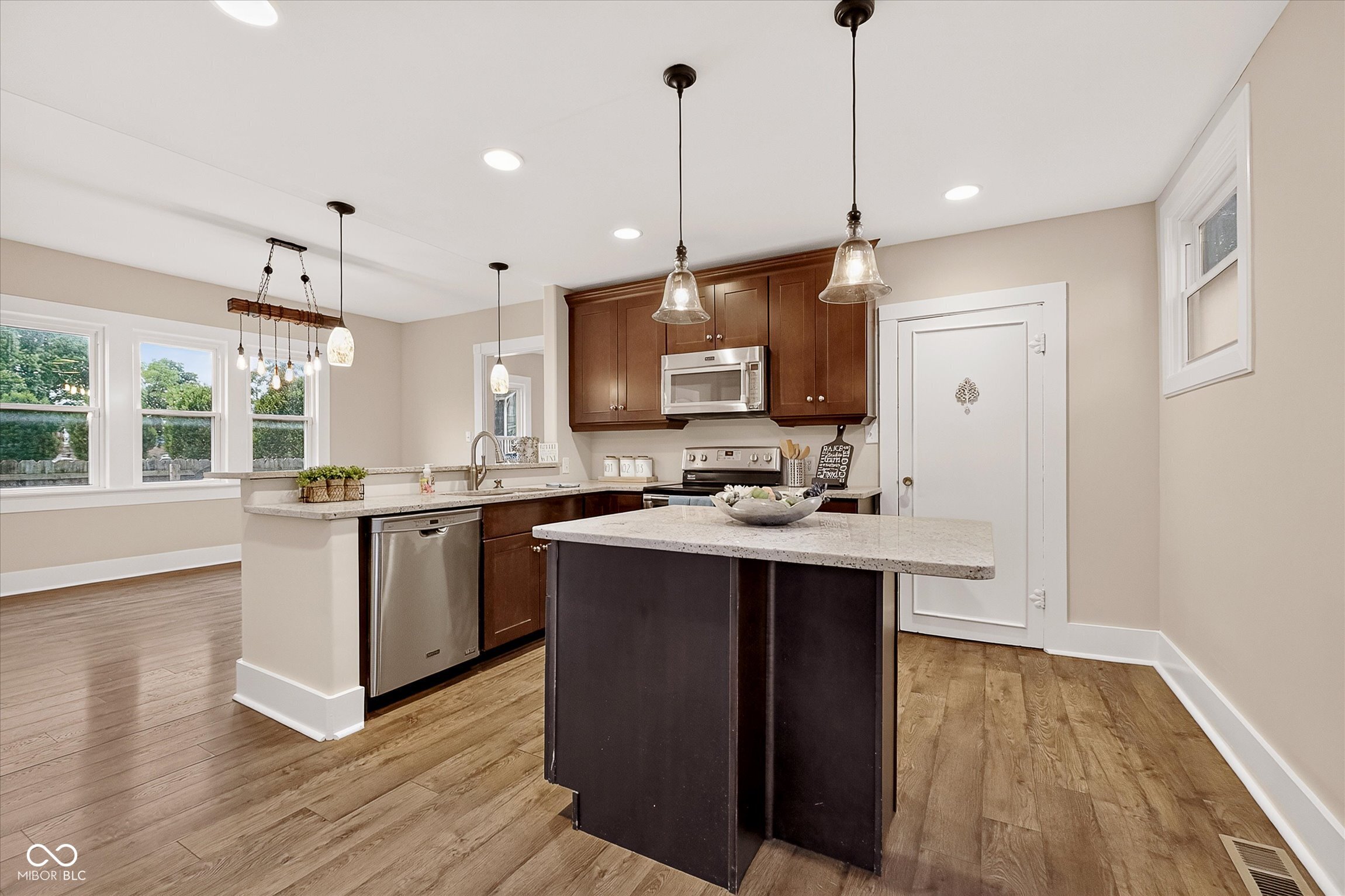 154 N 11th Street