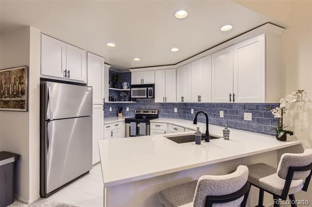8623 E Dry Creek Road Unit: 422