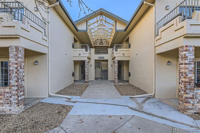 8623 E Dry Creek Road Unit: 422