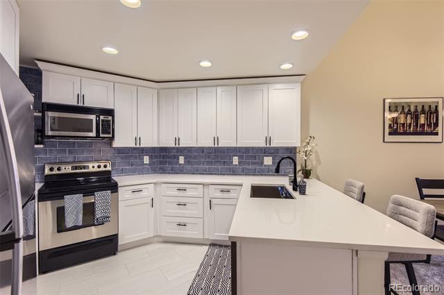 8623 E Dry Creek Road Unit: 422