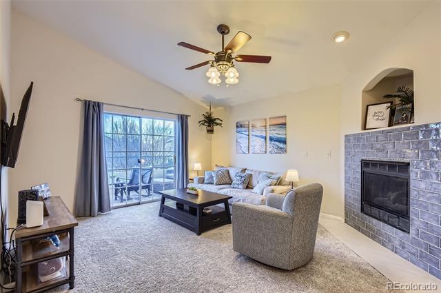 8623 E Dry Creek Road Unit: 422