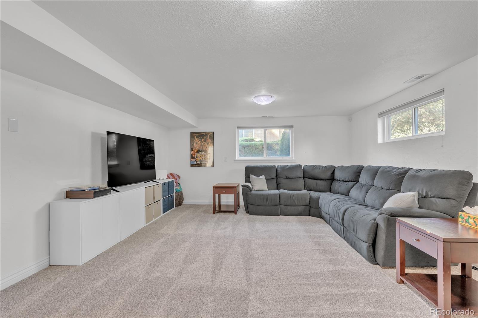 4080 S Vincennes Court