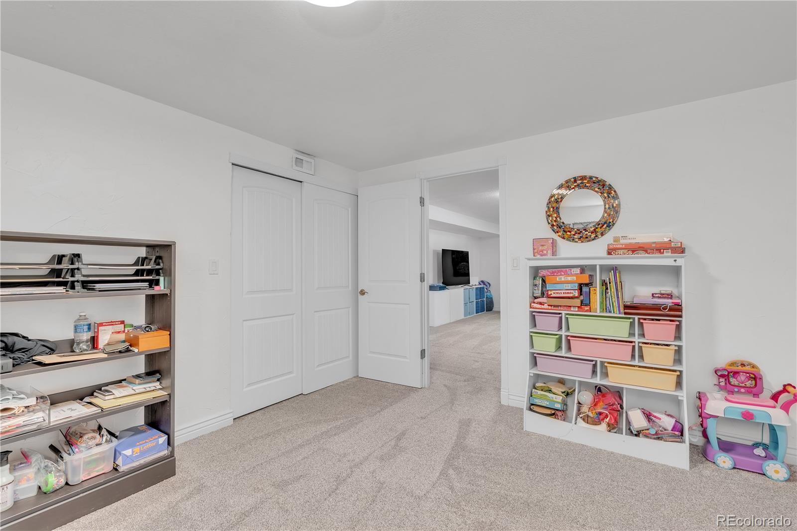 4080 S Vincennes Court