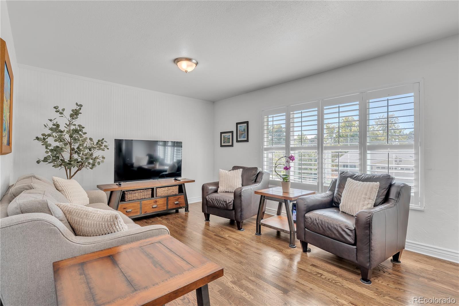 4080 S Vincennes Court