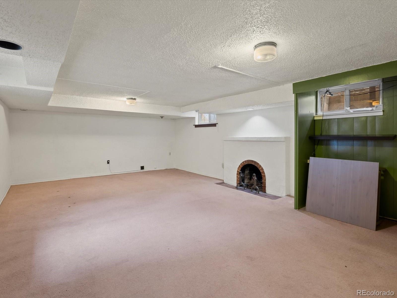 2646 Colorado Boulevard