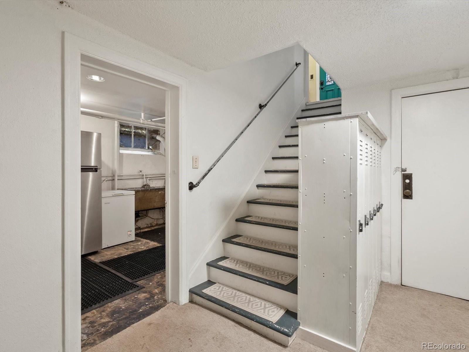 2646 Colorado Boulevard