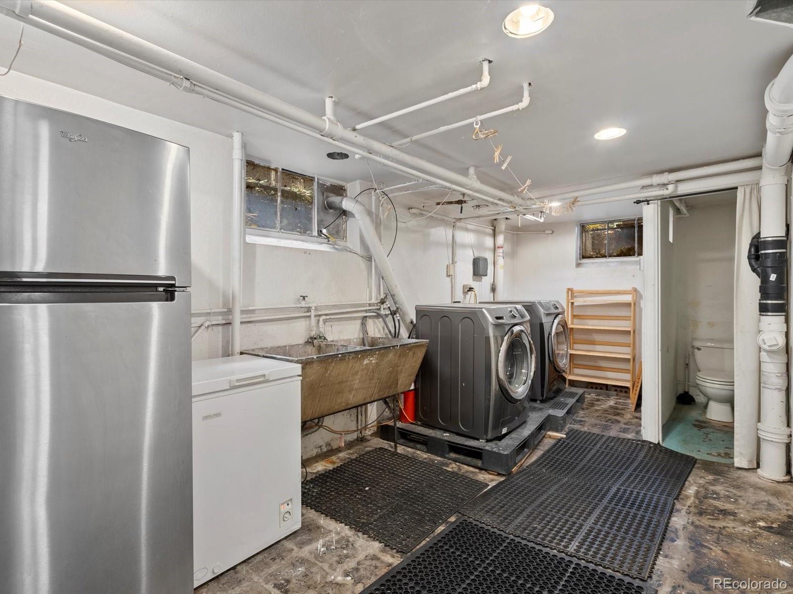 2646 Colorado Boulevard