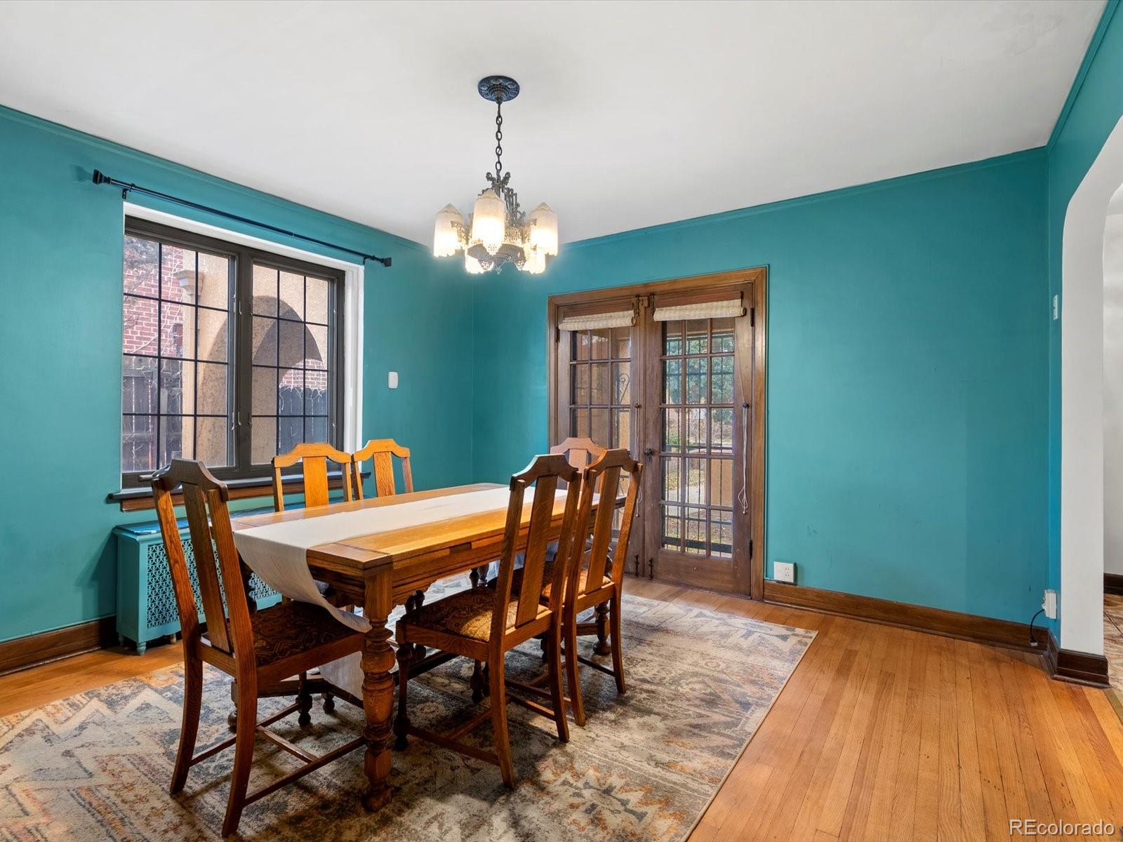 2646 Colorado Boulevard