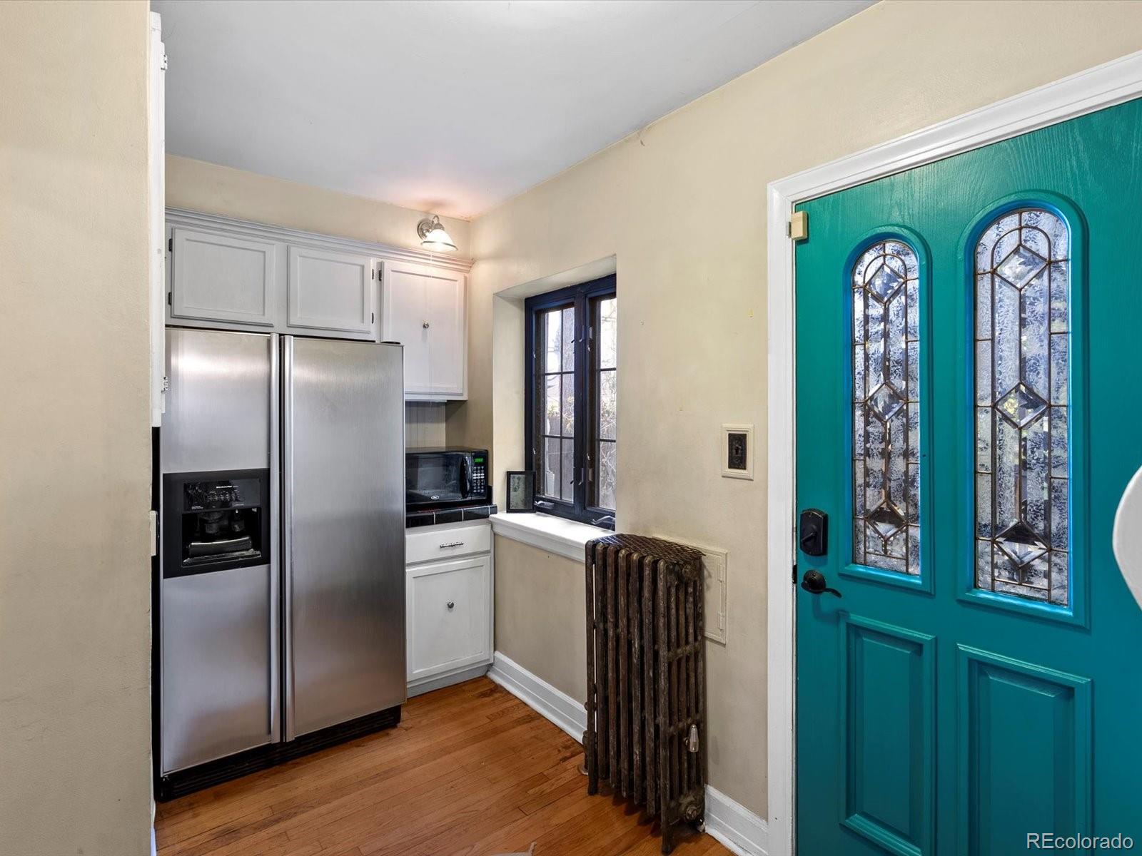 2646 Colorado Boulevard