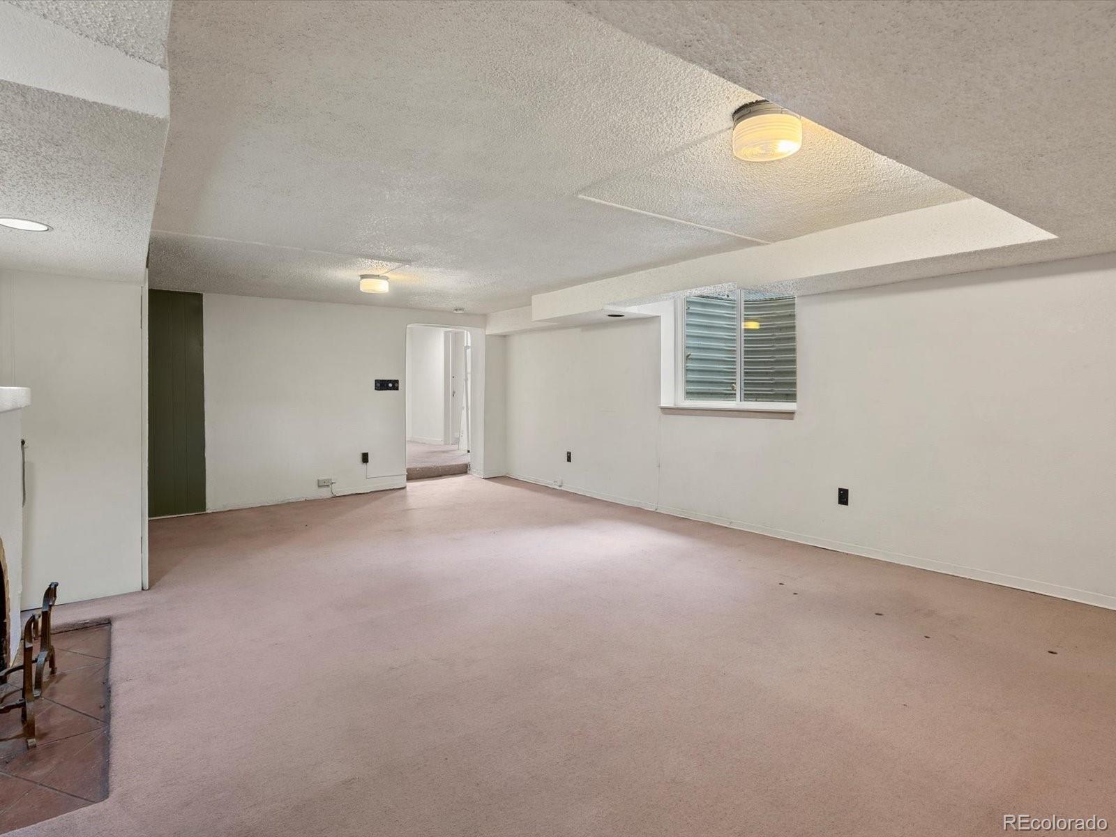 2646 Colorado Boulevard