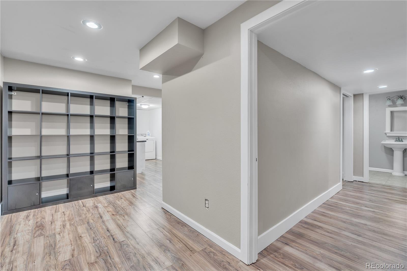 4421 S Abilene Circle