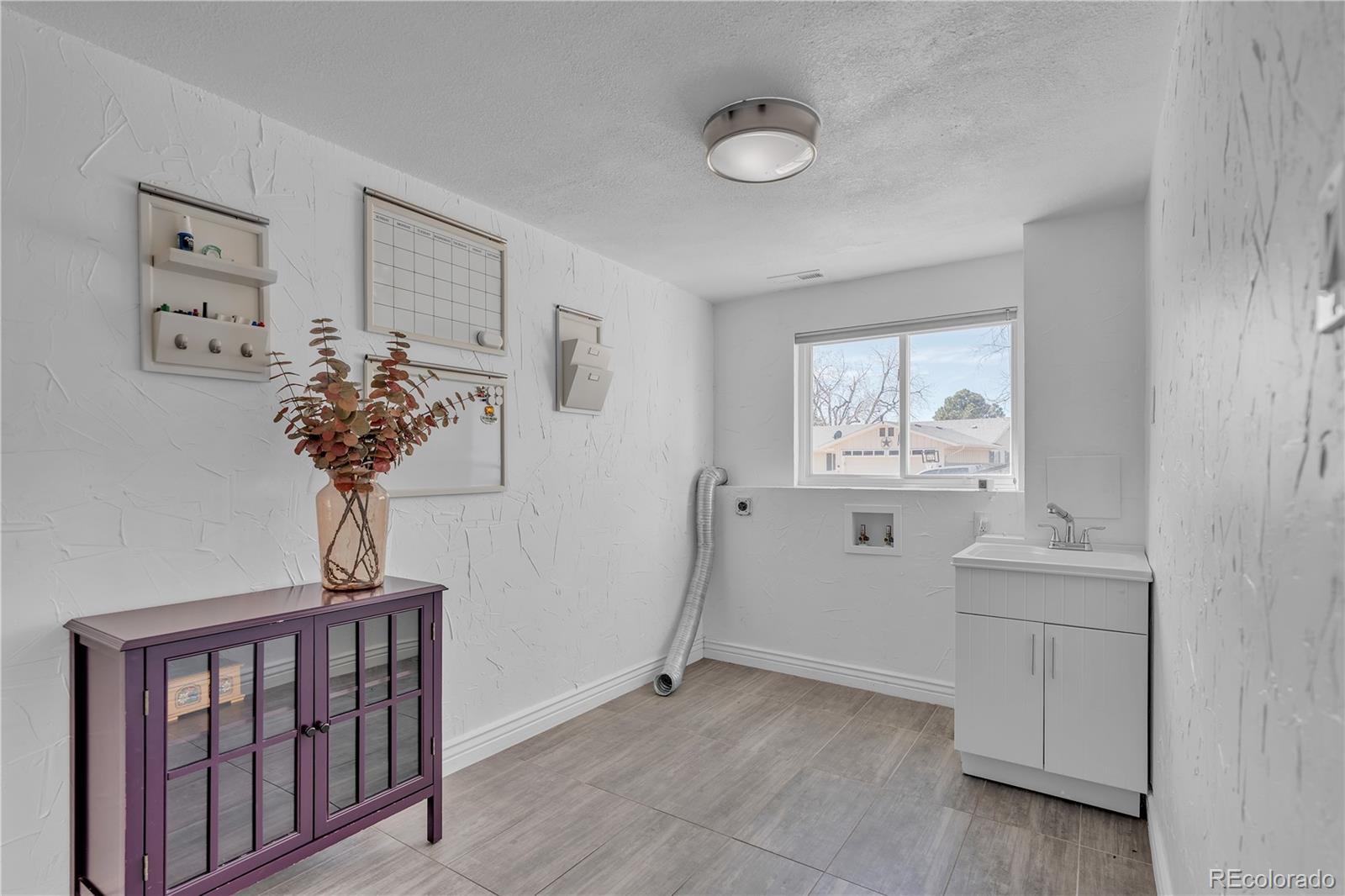 4080 S Vincennes Court